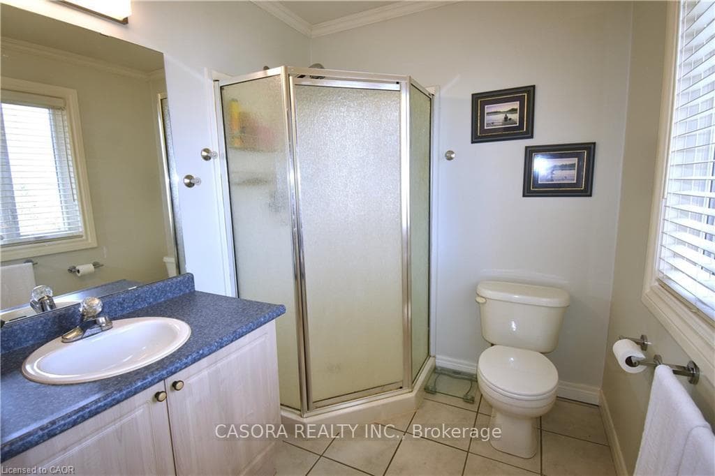 2229 WALKERS Line Unit 9 - Condo photo 21 of 46 in Burlington, Ontario