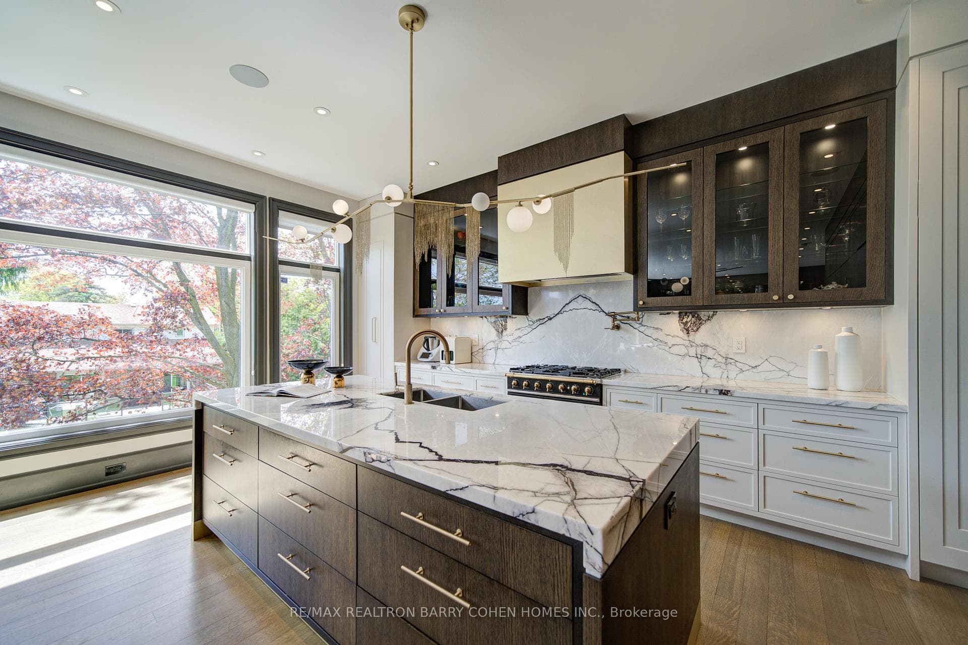 15 Ames Circle - Detached photo 18 of 50 in Don Mills / Parkwoods / Victoria Village, Ontario