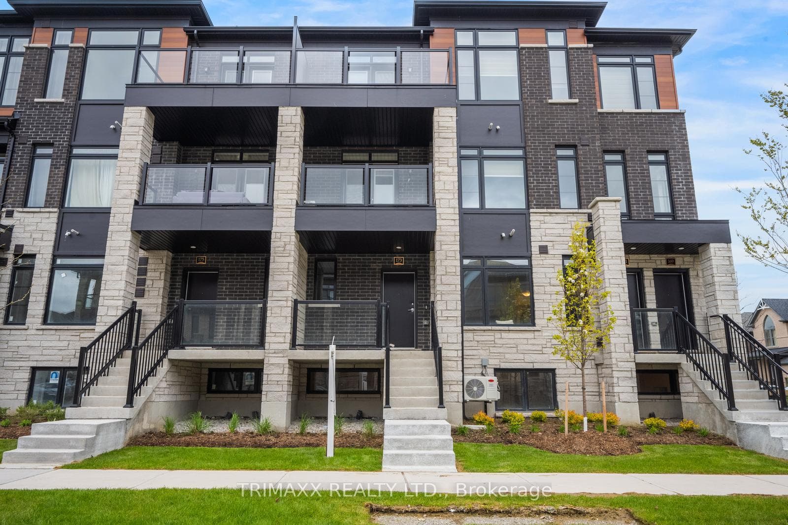 173 Petch Avenue Unit 70F - Condo photo 1 of 49 in Caledon, Ontario