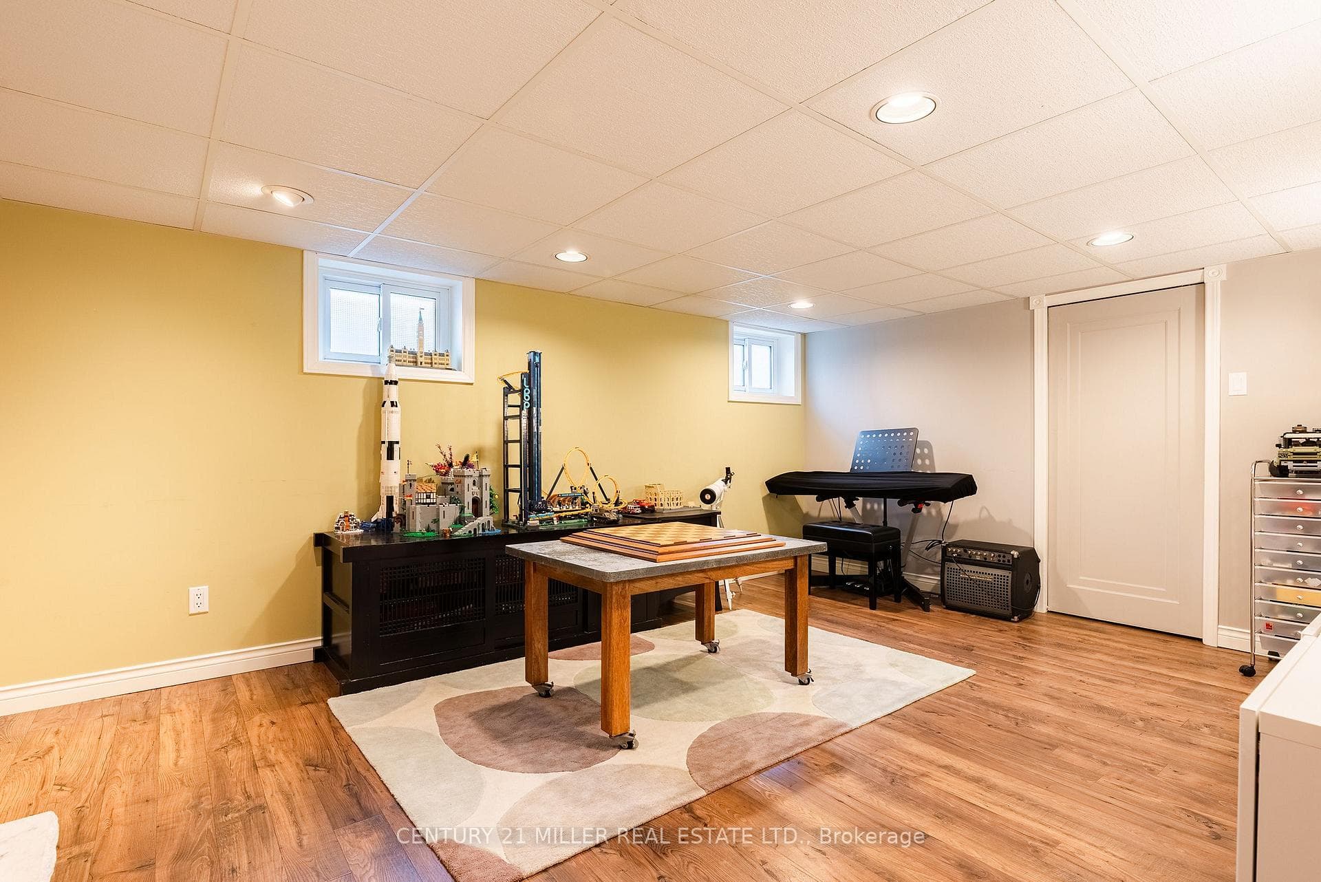 262 Oakwood Crescent - Detached photo 29 of 48 in Oakville, Ontario