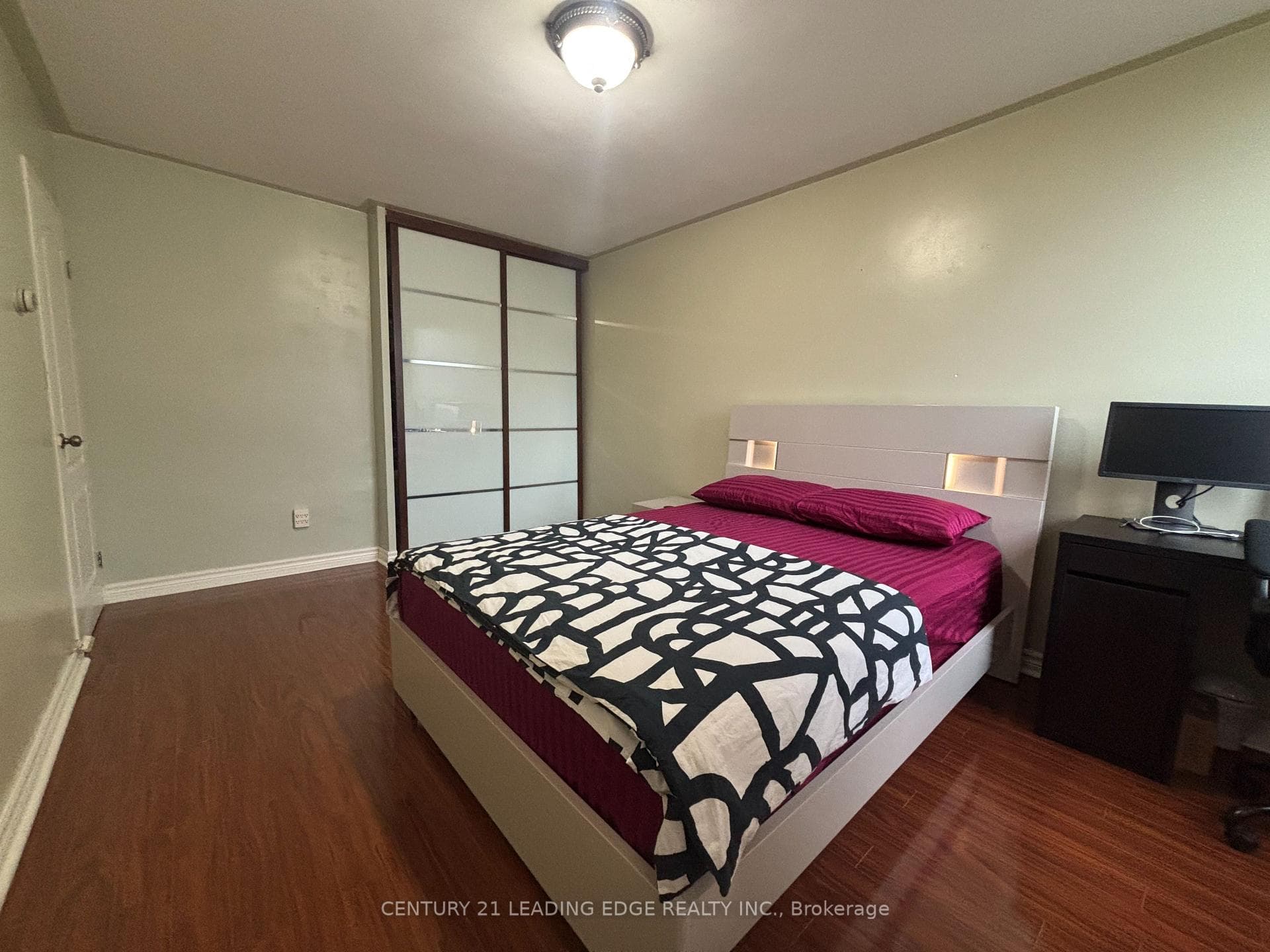 15 Vicora Linkway N/A Unit 304 - Condo photo 13 of 30 in Flemingdon Park / Don Mills, Ontario