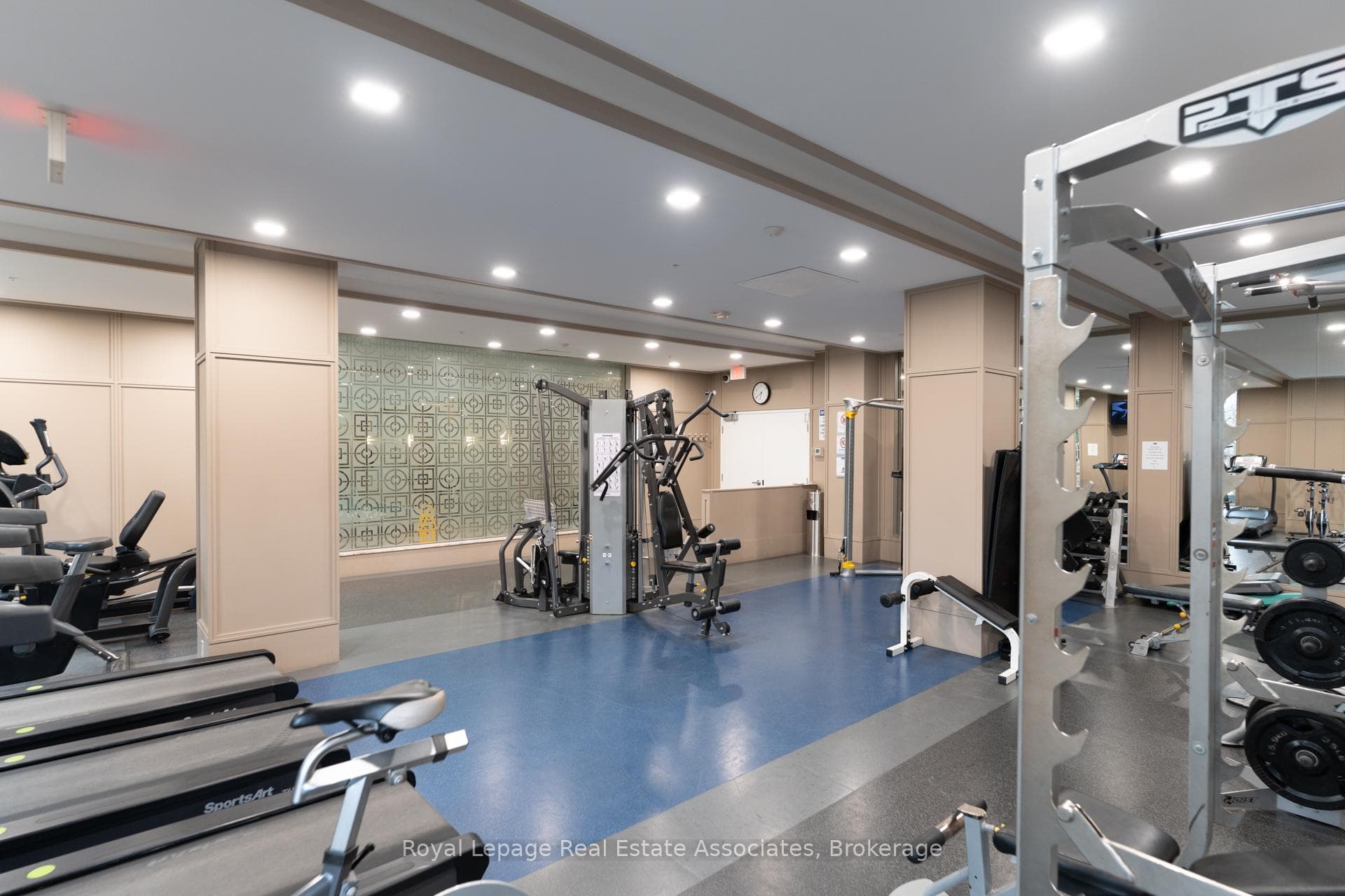 2470 Prince Michael Drive Unit 712 - Condo photo 49 of 49 in Oakville, Ontario