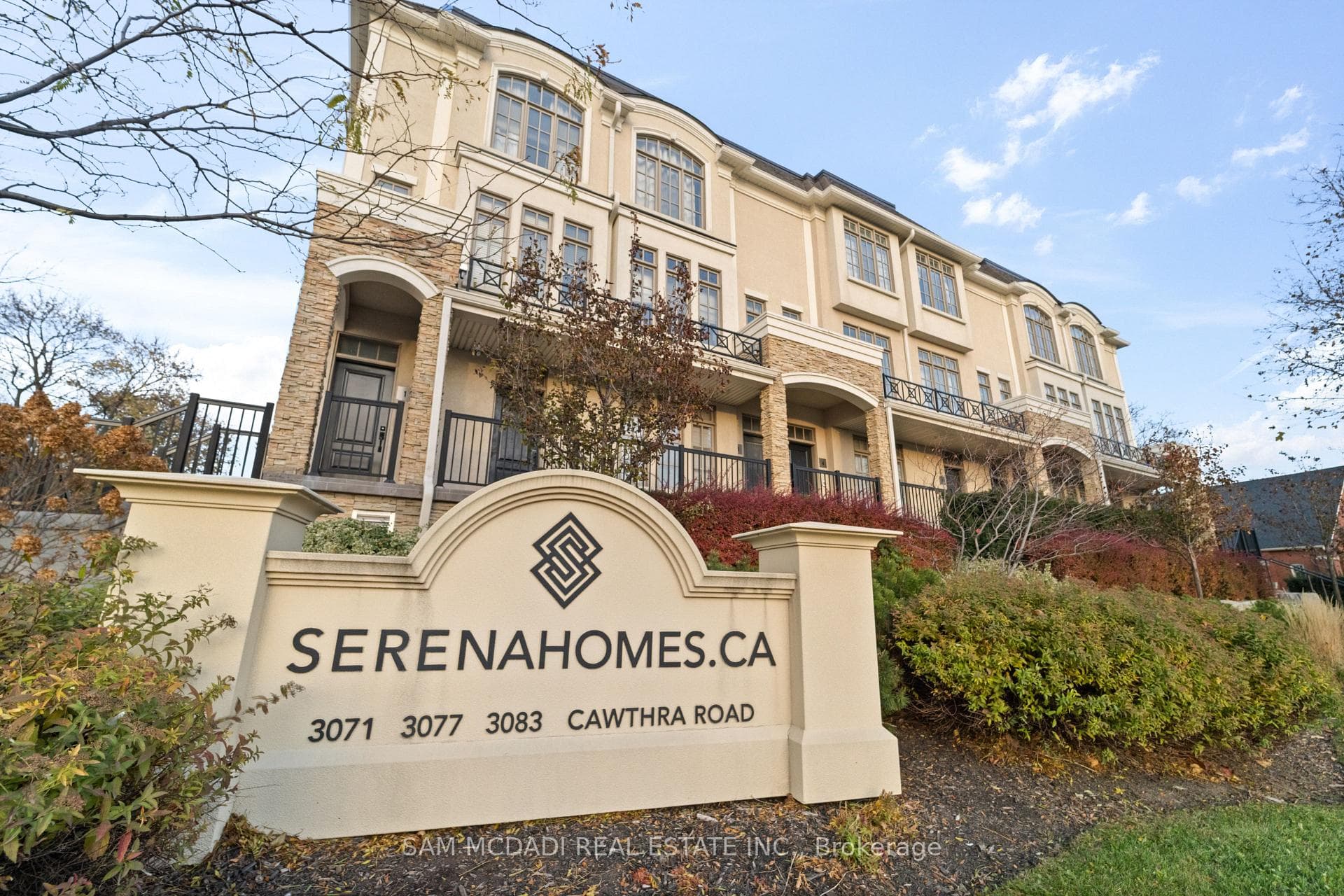 3083 Cawthra Road Unit 23 - home for sale in Mississauga, Ontario