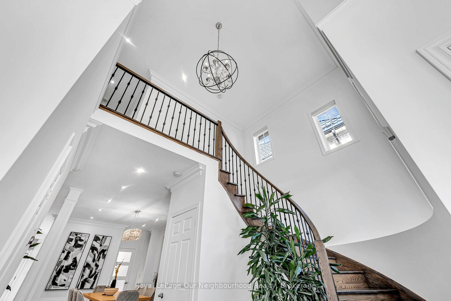 4689 Leanna Heights Road - Detached photo 5 of 39 in Burlington, Ontario