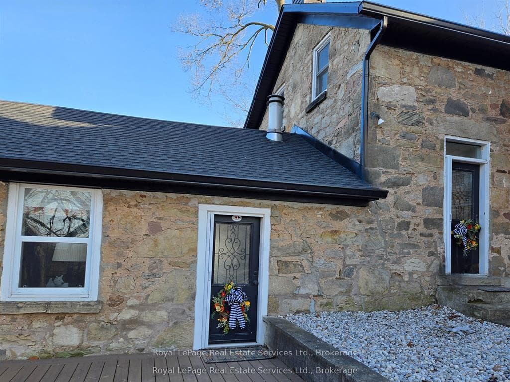 4197 Walkers Line - Detached photo 4 of 30 in Burlington, Ontario
