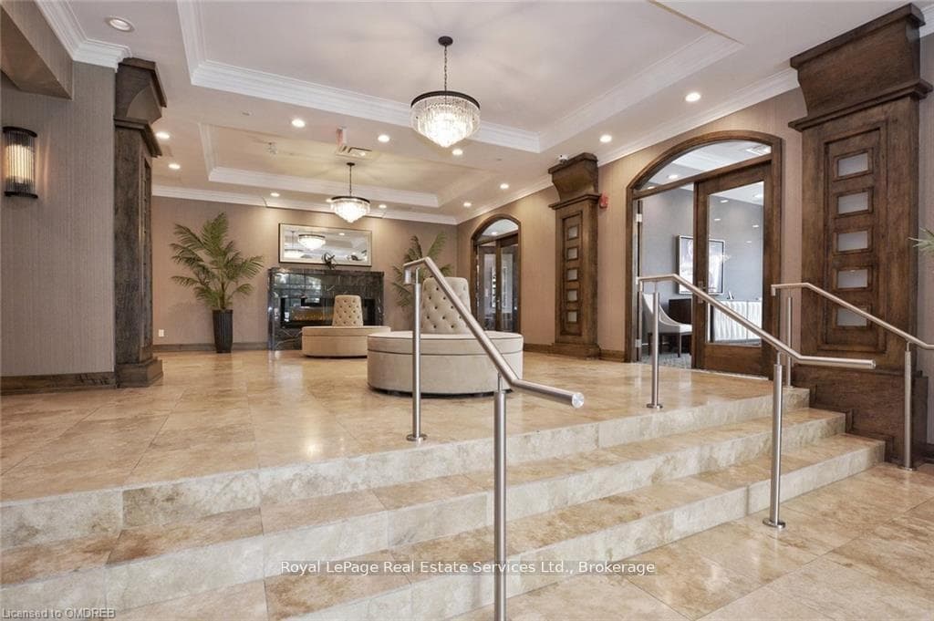 205 Lakeshore Road Unit 407 - Condo photo 20 of 27 in Oakville, Ontario