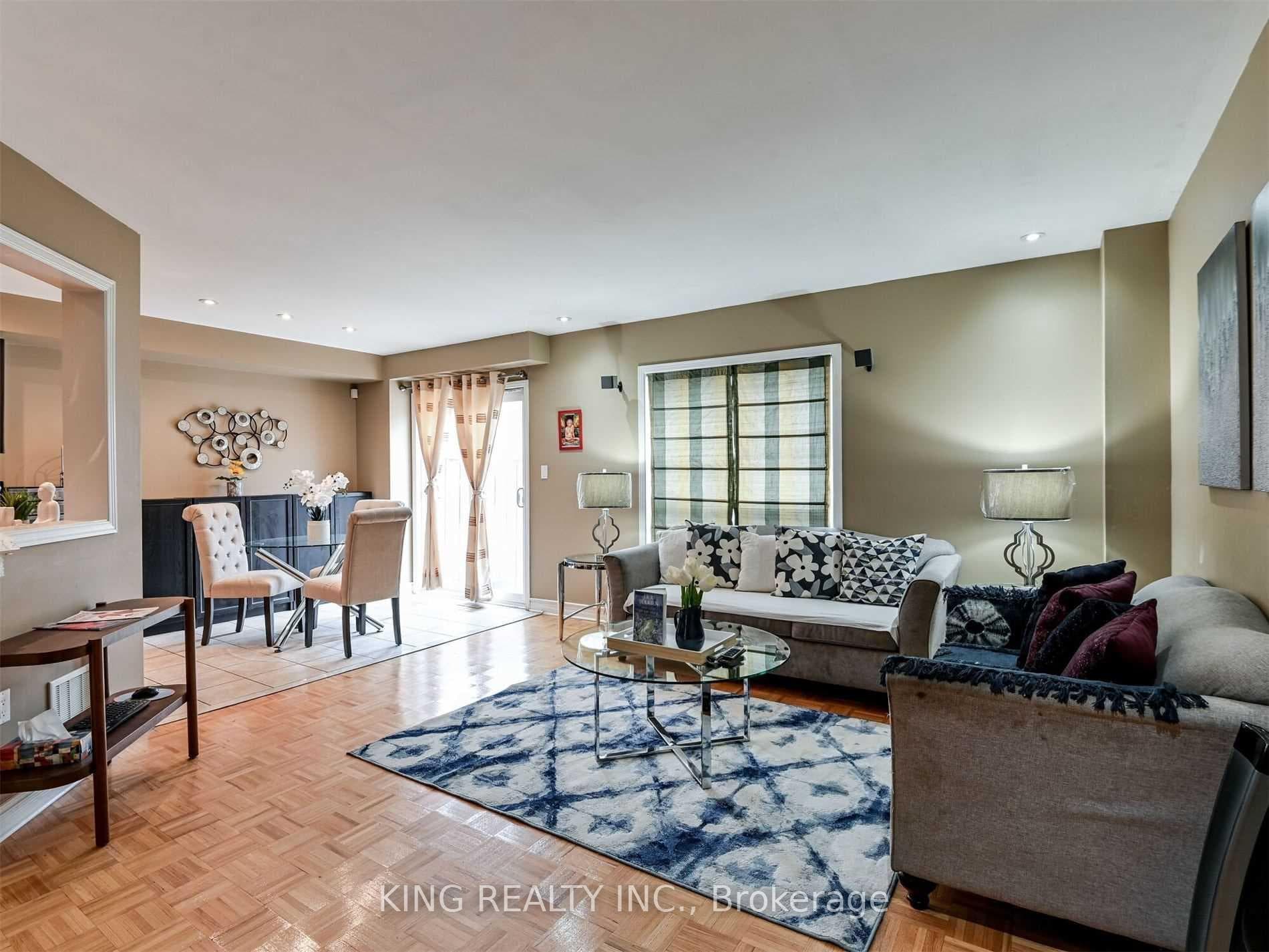 23 Wall Street - Townhouse photo 9 of 25 in Brampton, Ontario