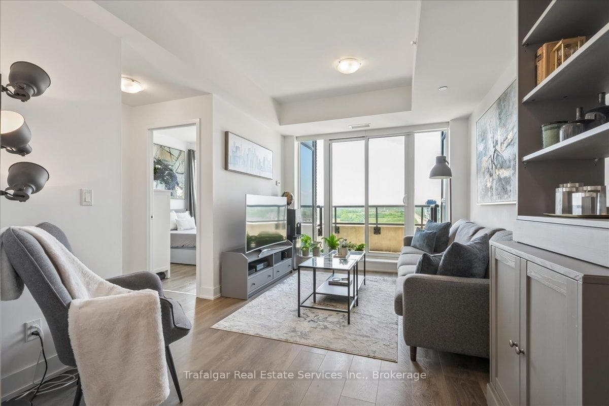 297 Oak Walk Drive Unit 1807 - Condo photo 14 of 35 in Oakville, Ontario