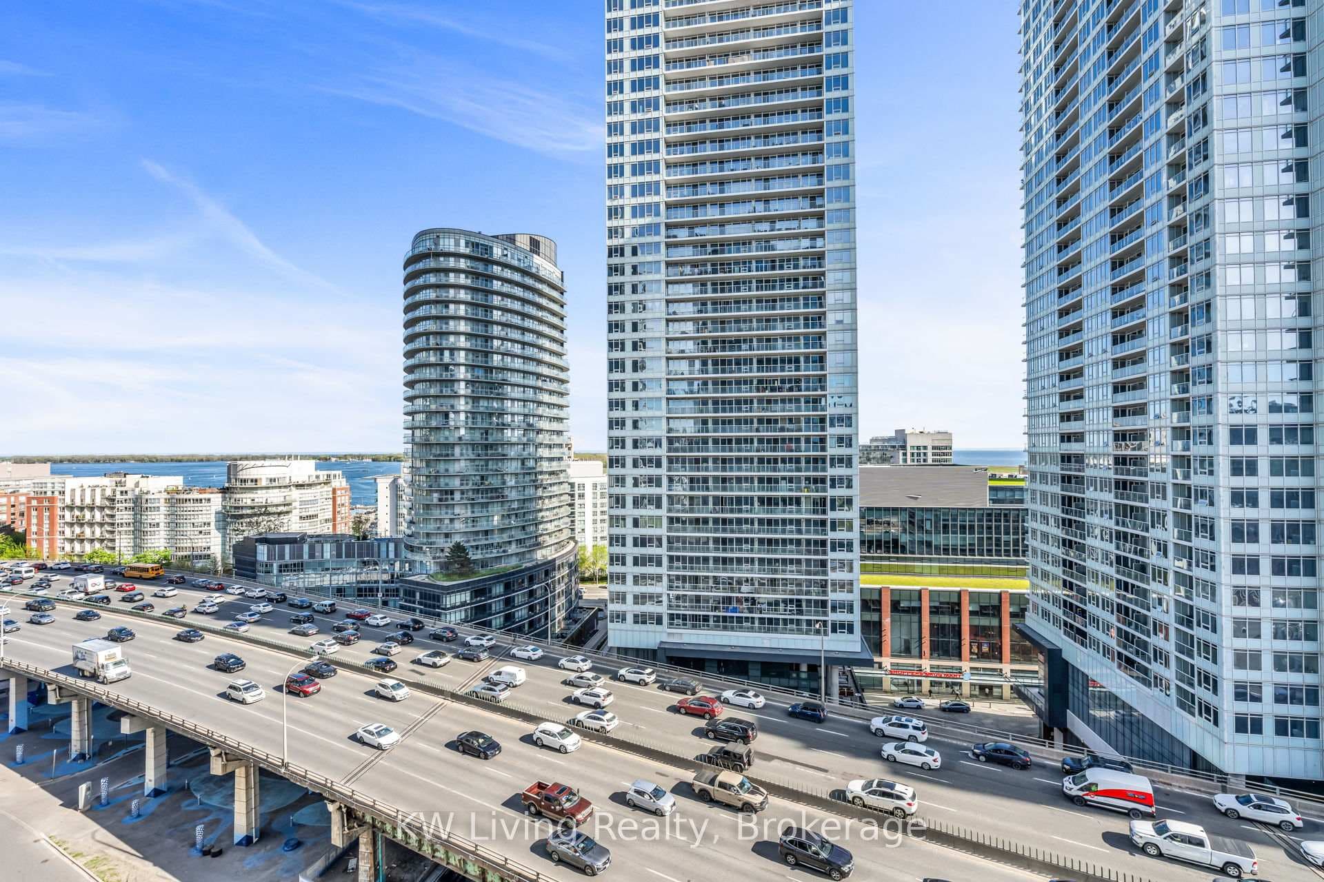 70 Queens Wharf Road Unit 1601 - Condo photo 36 of 37 in Downtown Toronto / Waterfront, Ontario