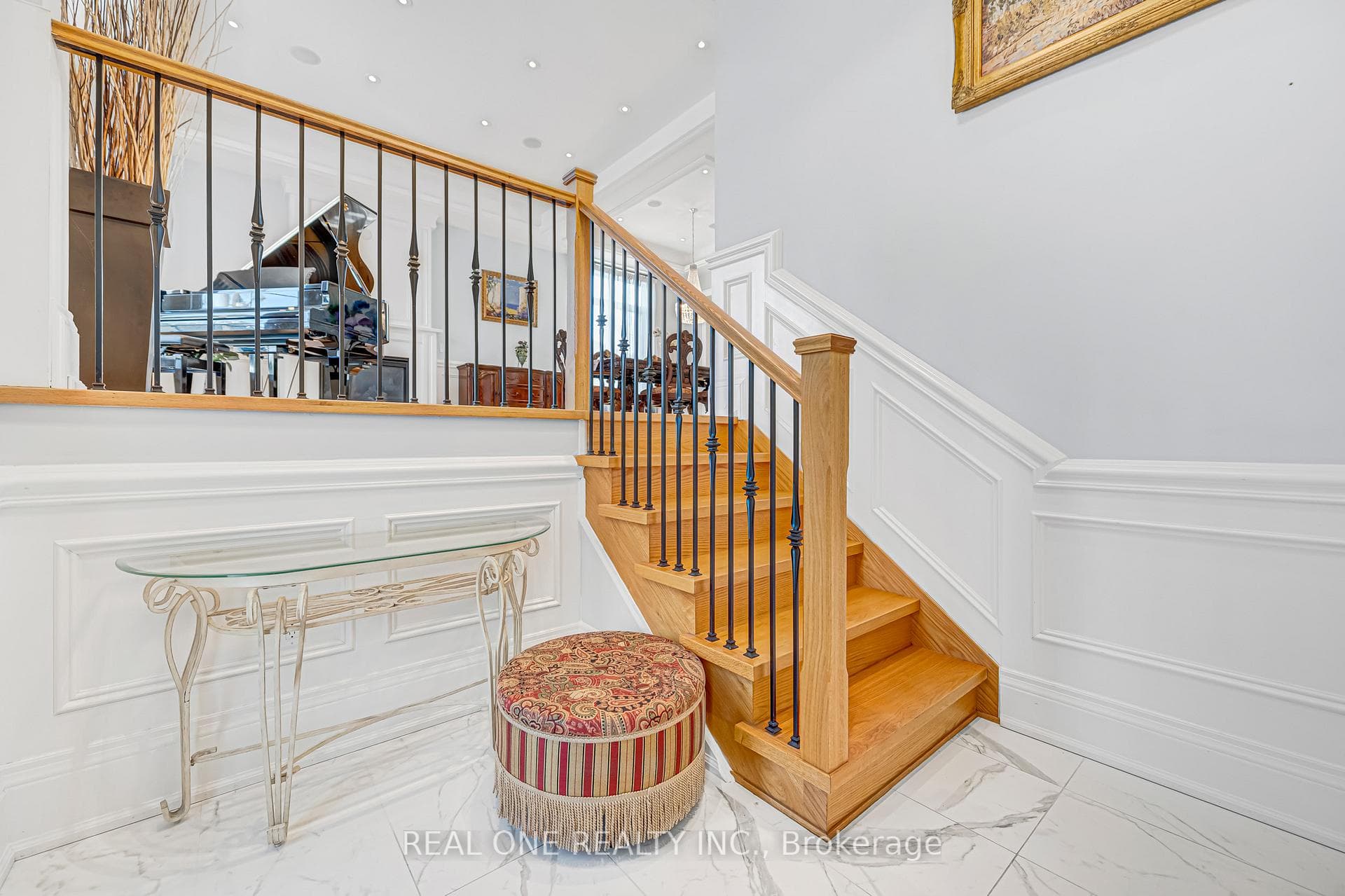 241 Florence Avenue - Detached photo 6 of 50 in Thornhill / Willowdale, Ontario