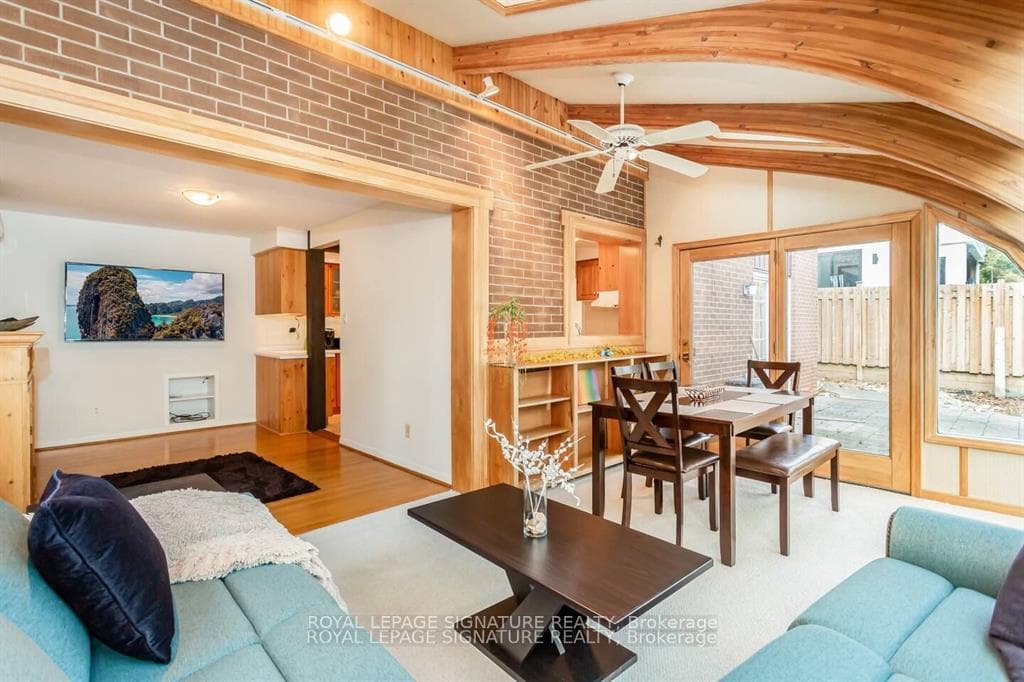 153 Ulster Drive - Detached for sale in Eastlake, Ontario