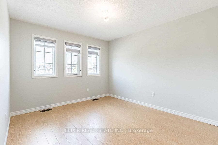 90 Delport Close - Townhouse photo 27 of 36 in Brampton, Ontario