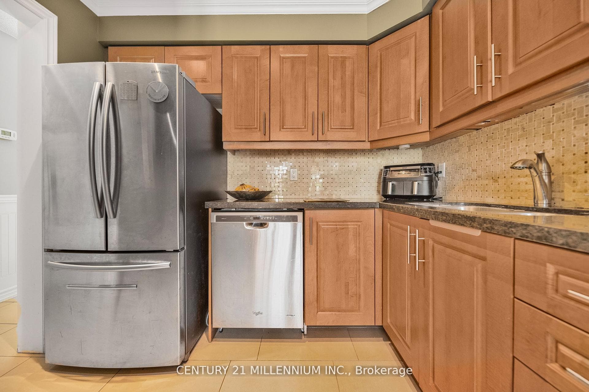 34 Gardenia Way - Townhouse photo 15 of 36 in Caledon, Ontario