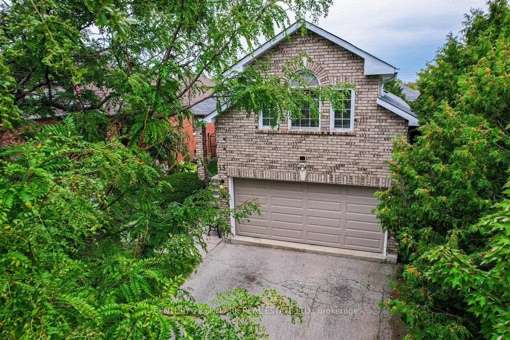 13 Paulette Way - Detached photo 1 of 17 in Caledon, Ontario