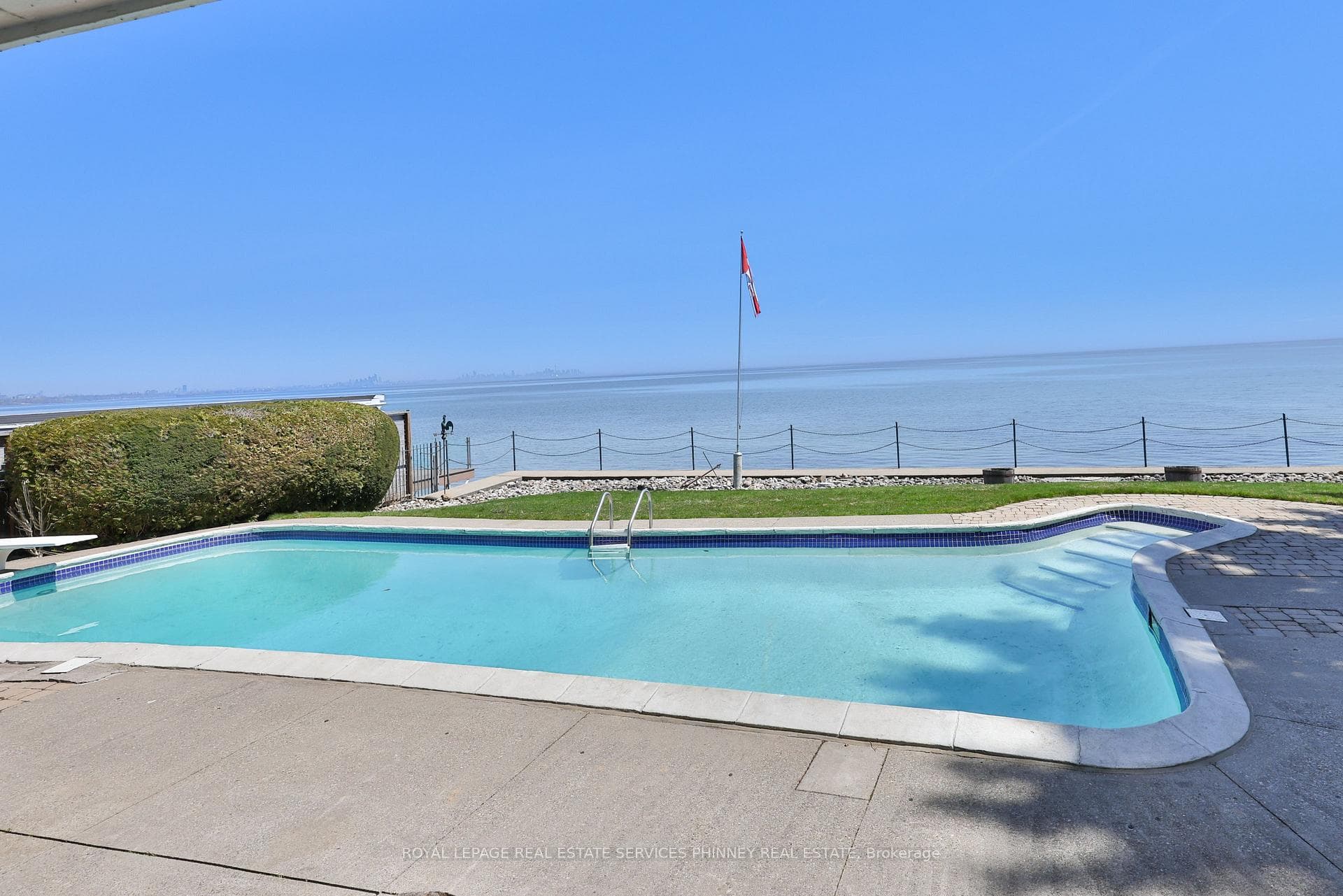1460 Watersedge Road - Detached photo 15 of 24 in Mississauga, Ontario