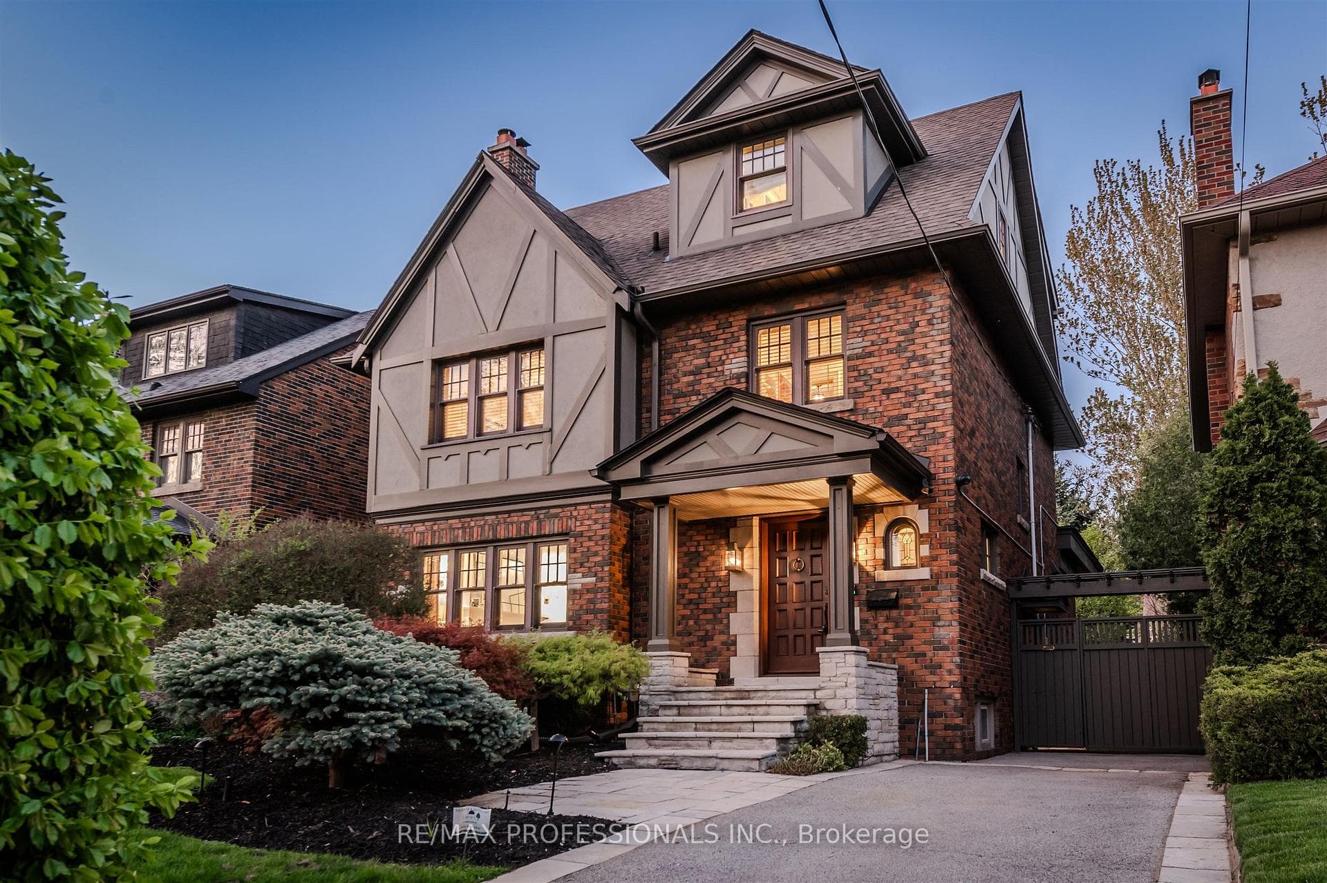 59 Grenview Boulevard - Detached photo 1 of 50 in Etobicoke (Islington / Rexdale), Ontario