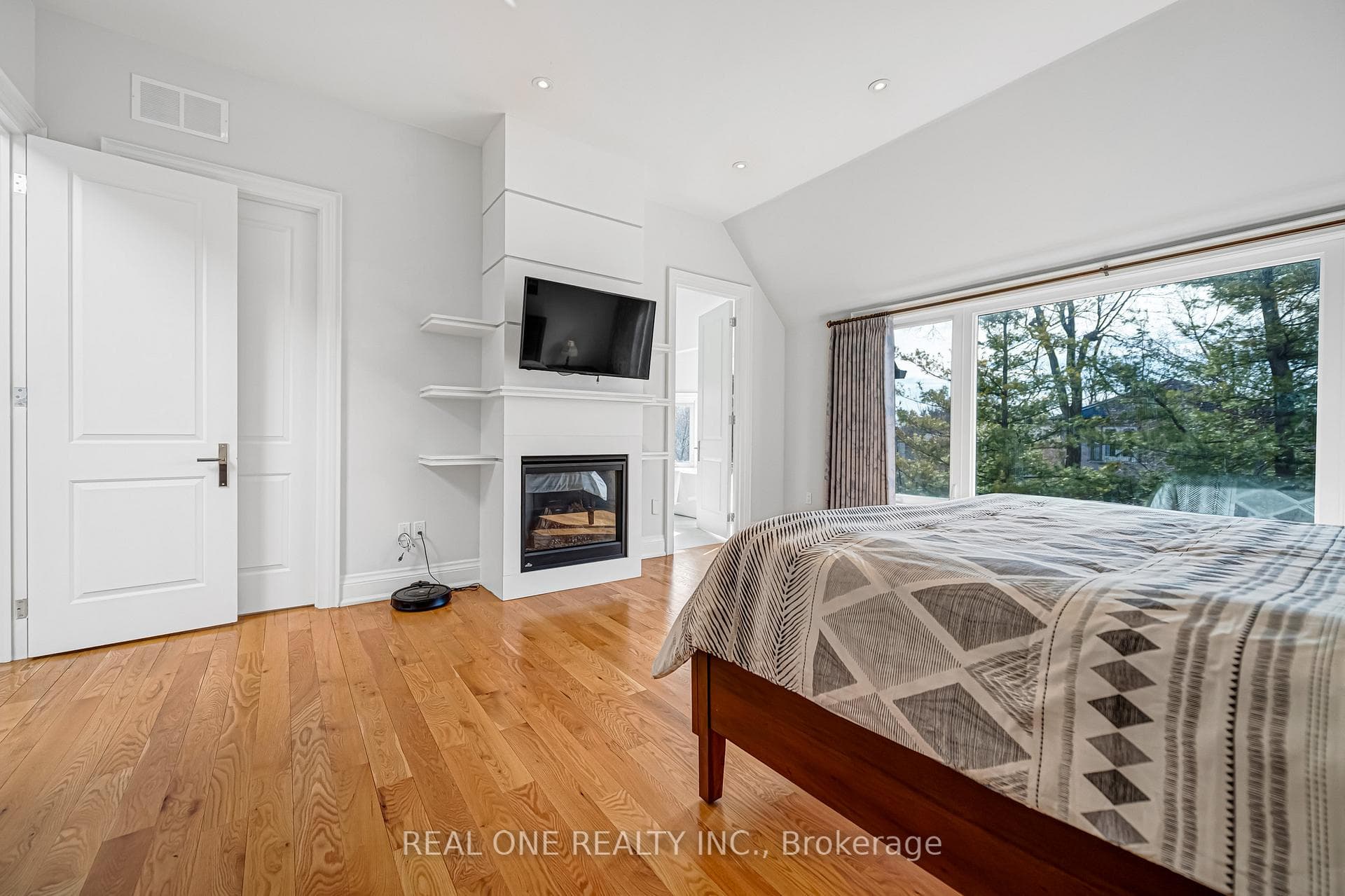 241 Florence Avenue - Detached photo 30 of 50 in Thornhill / Willowdale, Ontario