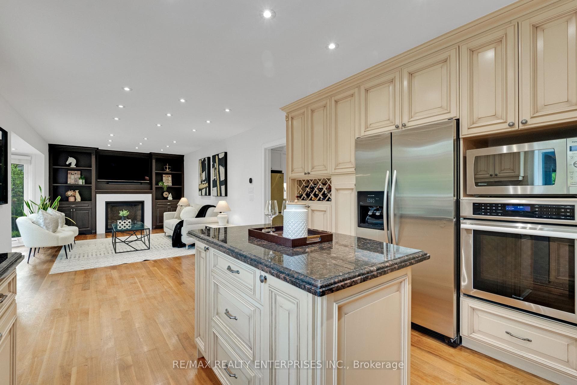 2068 Tenoga Drive - Detached photo 12 of 47 in Mississauga, Ontario