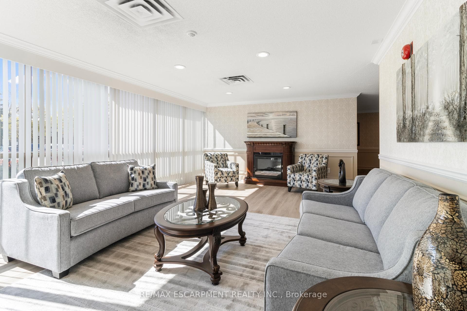 5070 Pinedale Avenue Unit 302 - Condo photo 21 of 36 in Burlington, Ontario