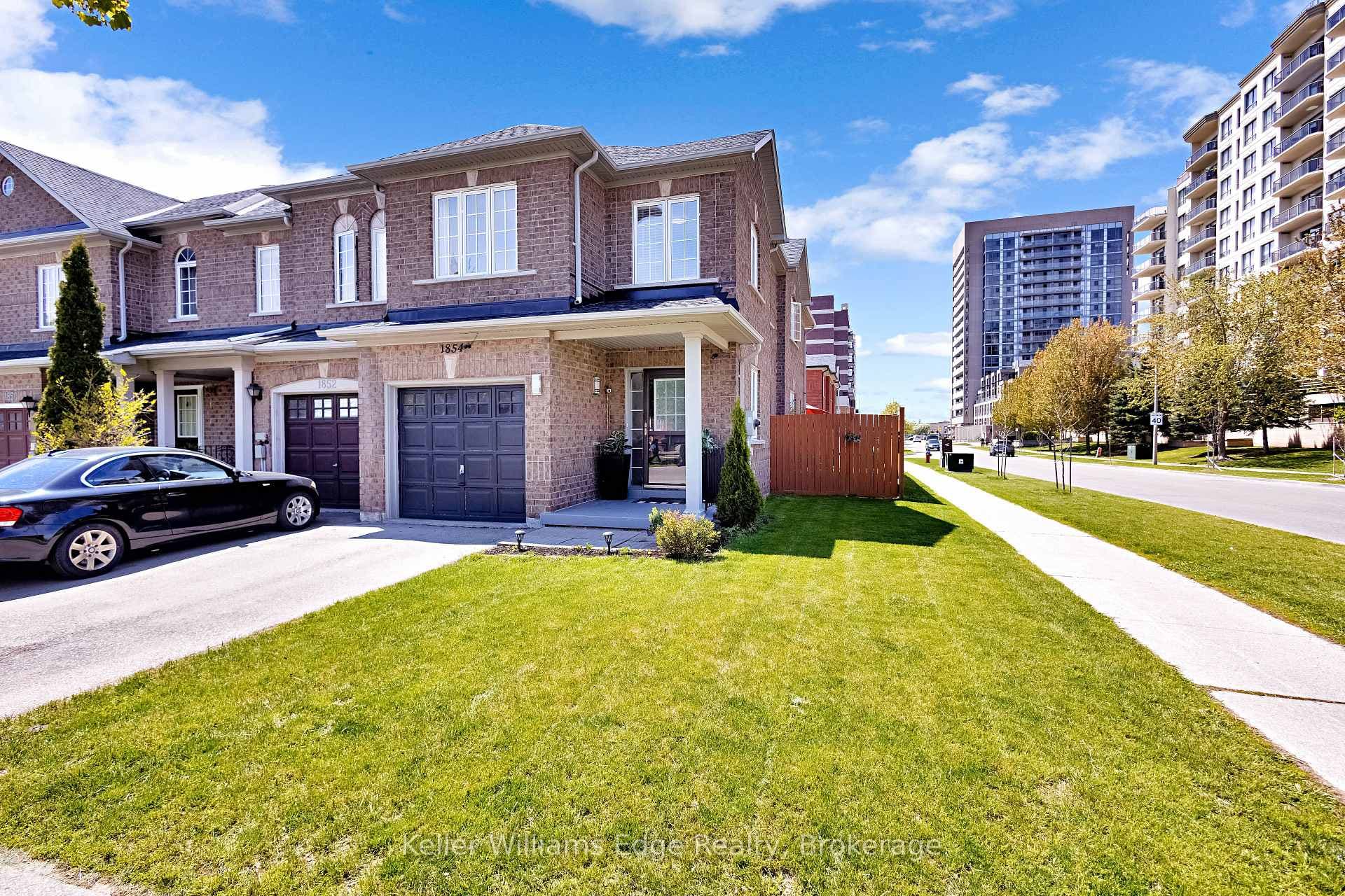 1854 Imperial Way - Townhouse photo 4 of 48 in Burlington, Ontario