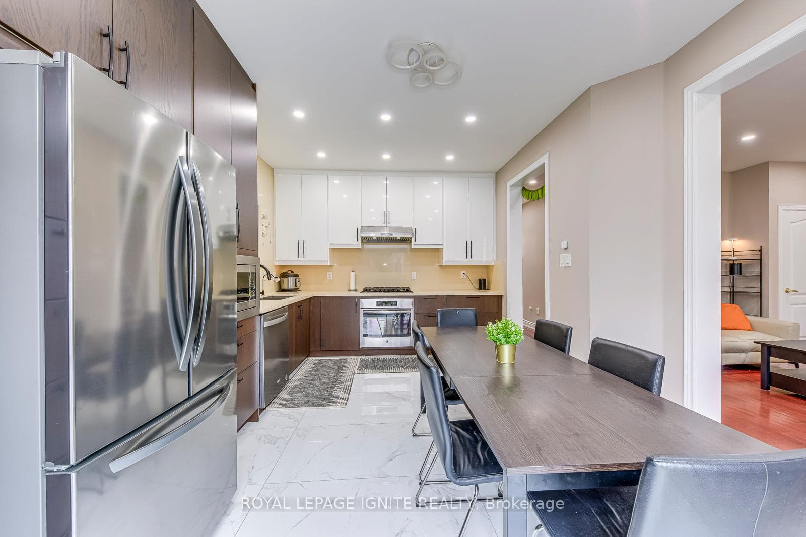 30 Streamline Drive - Detached photo 16 of 50 in Brampton, Ontario