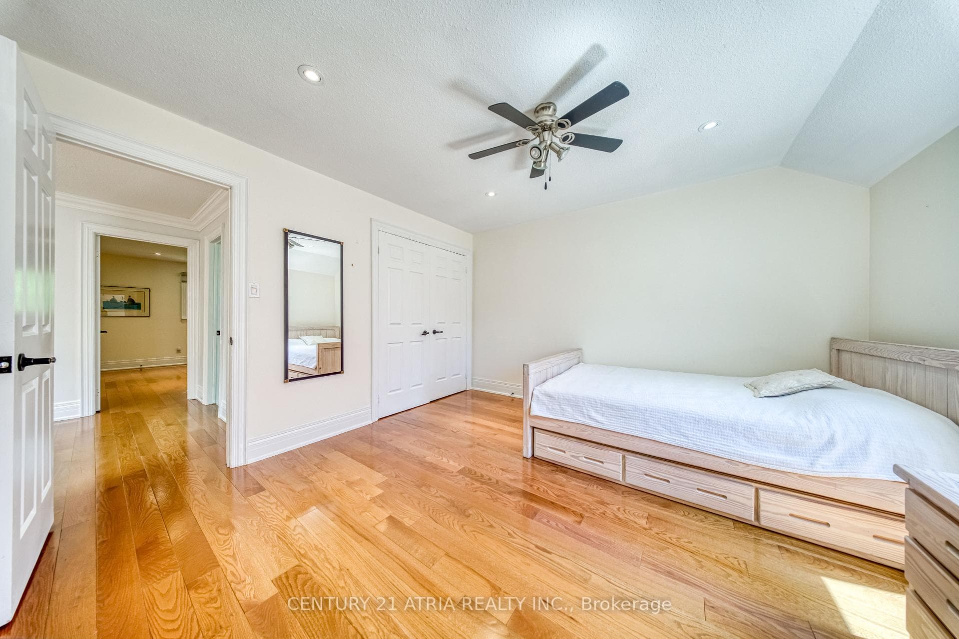 474 Hidden Trail N/A - Detached photo 31 of 47 in Thornhill / Willowdale, Ontario