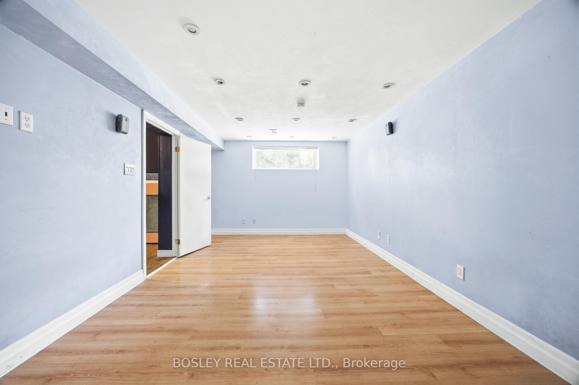 532 Sandmere Place - Detached photo 23 of 33 in Oakville, Ontario