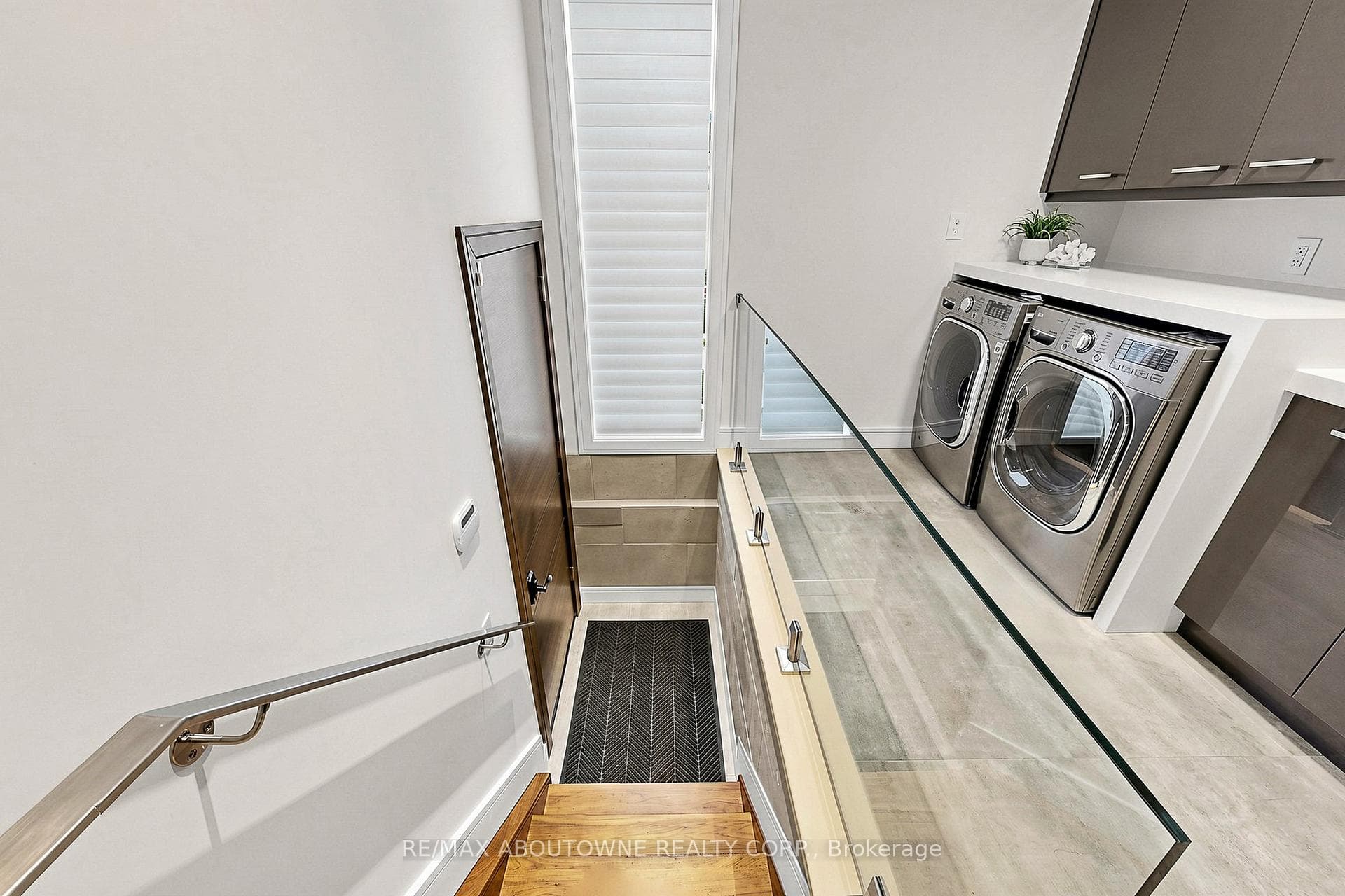 1364 Acton Crescent - Detached photo 22 of 50 in Oakville, Ontario
