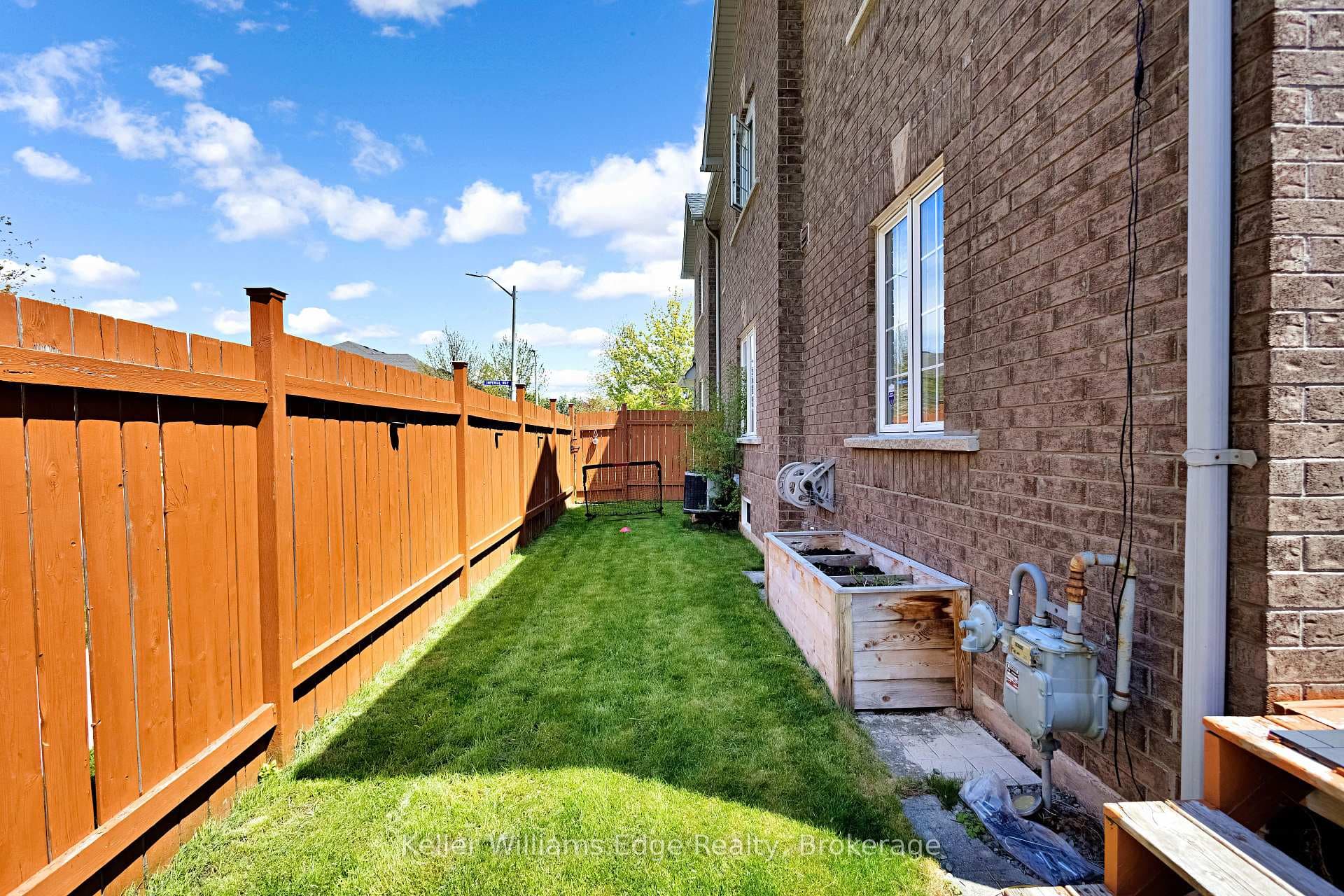 1854 Imperial Way - Townhouse photo 43 of 48 in Burlington, Ontario