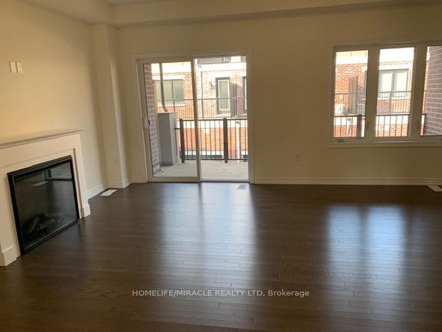 72 Coolhurst Avenue - Townhouse photo 8 of 24 in Brampton, Ontario