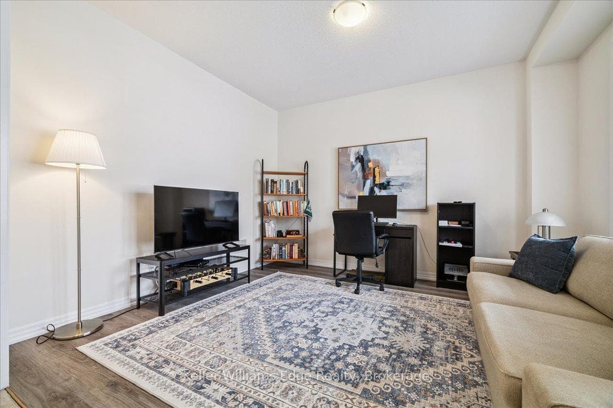 244 Harold Dent Trail - Townhouse photo 8 of 40 in Oakville, Ontario