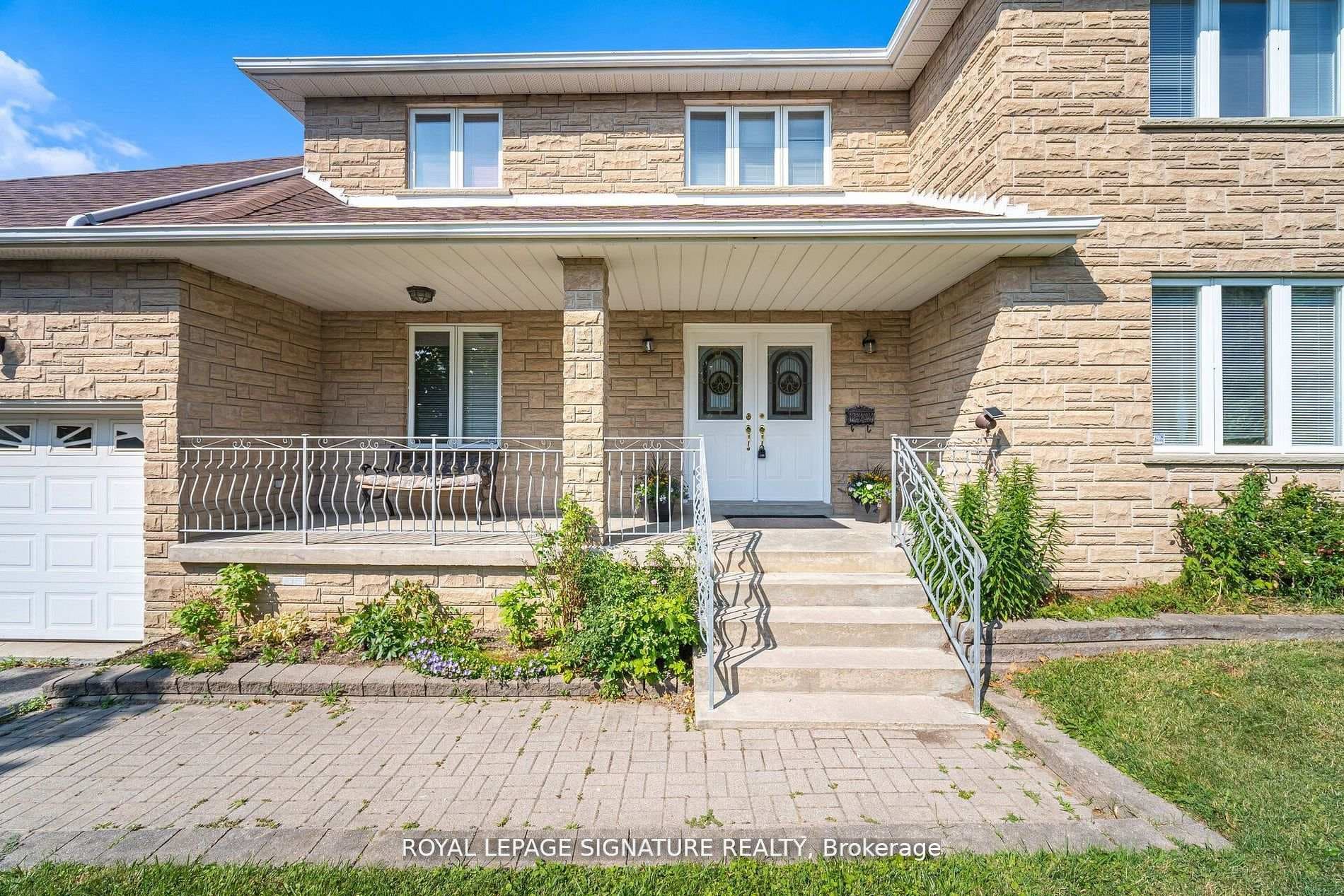 4097 Hickory Drive - Detached photo 8 of 42 in Mississauga, Ontario