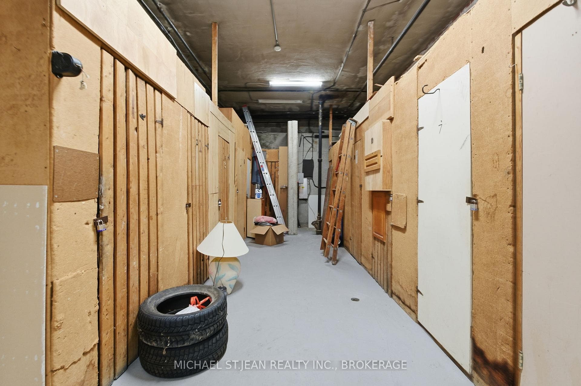 1755 King Street Unit 9 - Condo photo 31 of 32 in Hamilton, Ontario