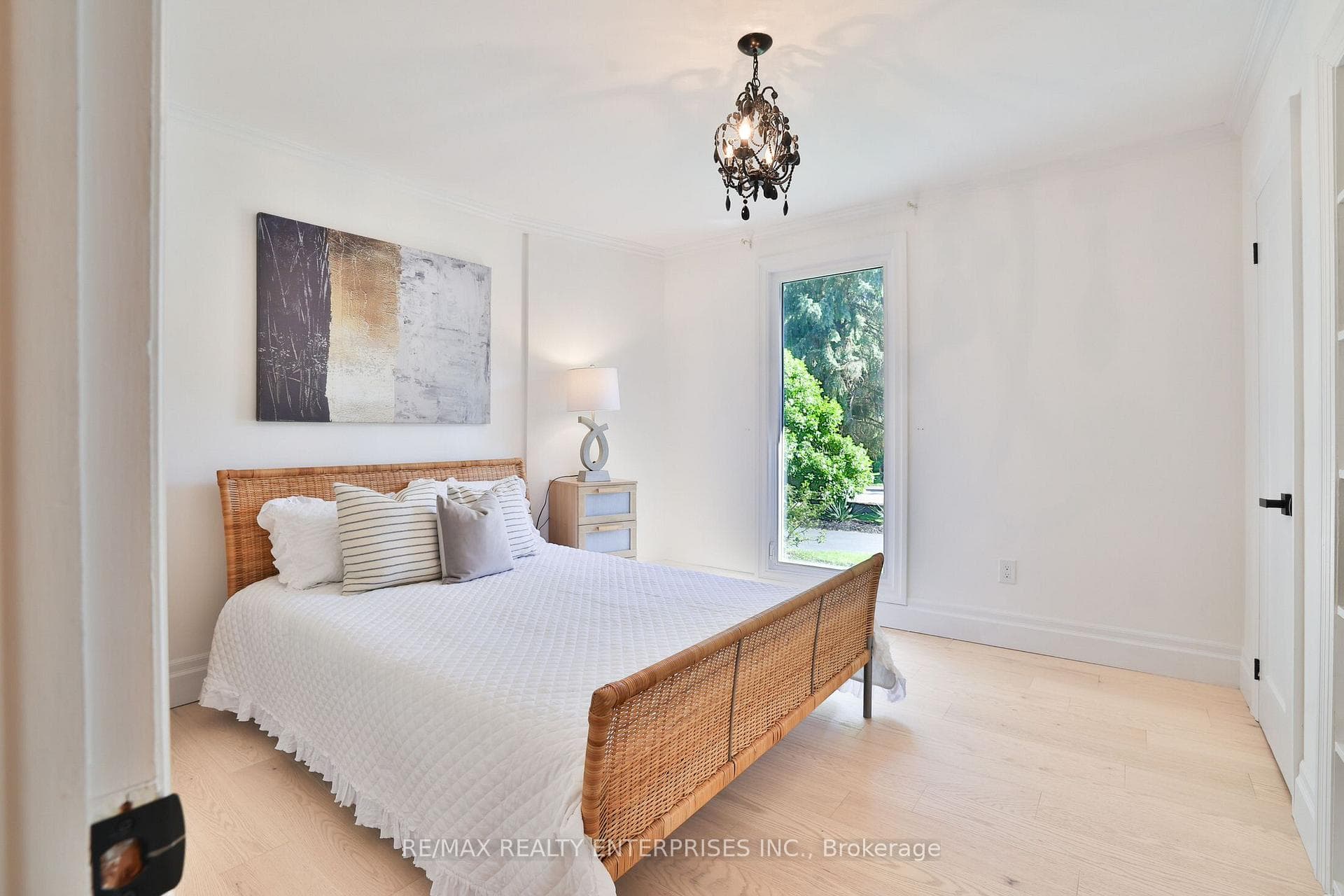 625 Sir Richards Road - Detached photo 21 of 41 in Mississauga, Ontario