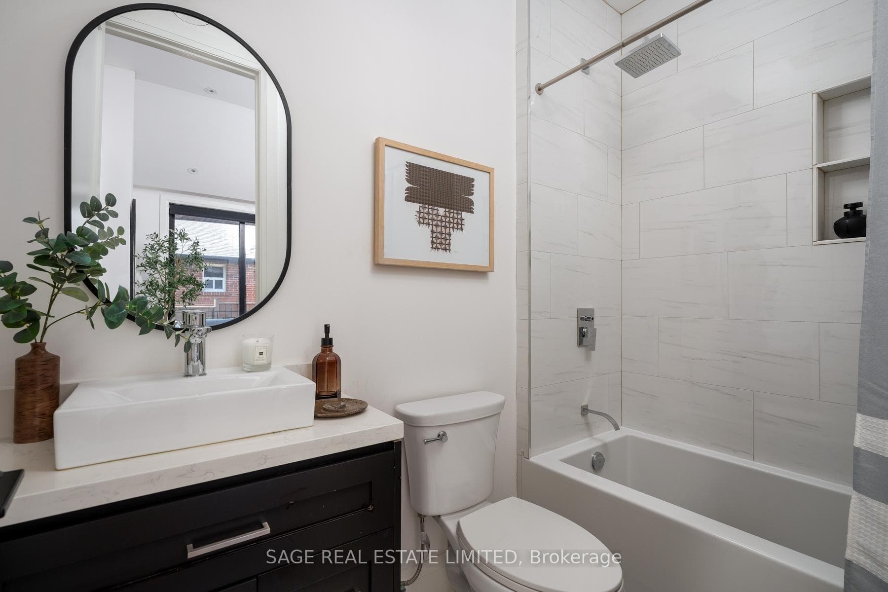 7 Rathgar Avenue - Detached photo 20 of 38 in Etobicoke (Islington / Rexdale), Ontario