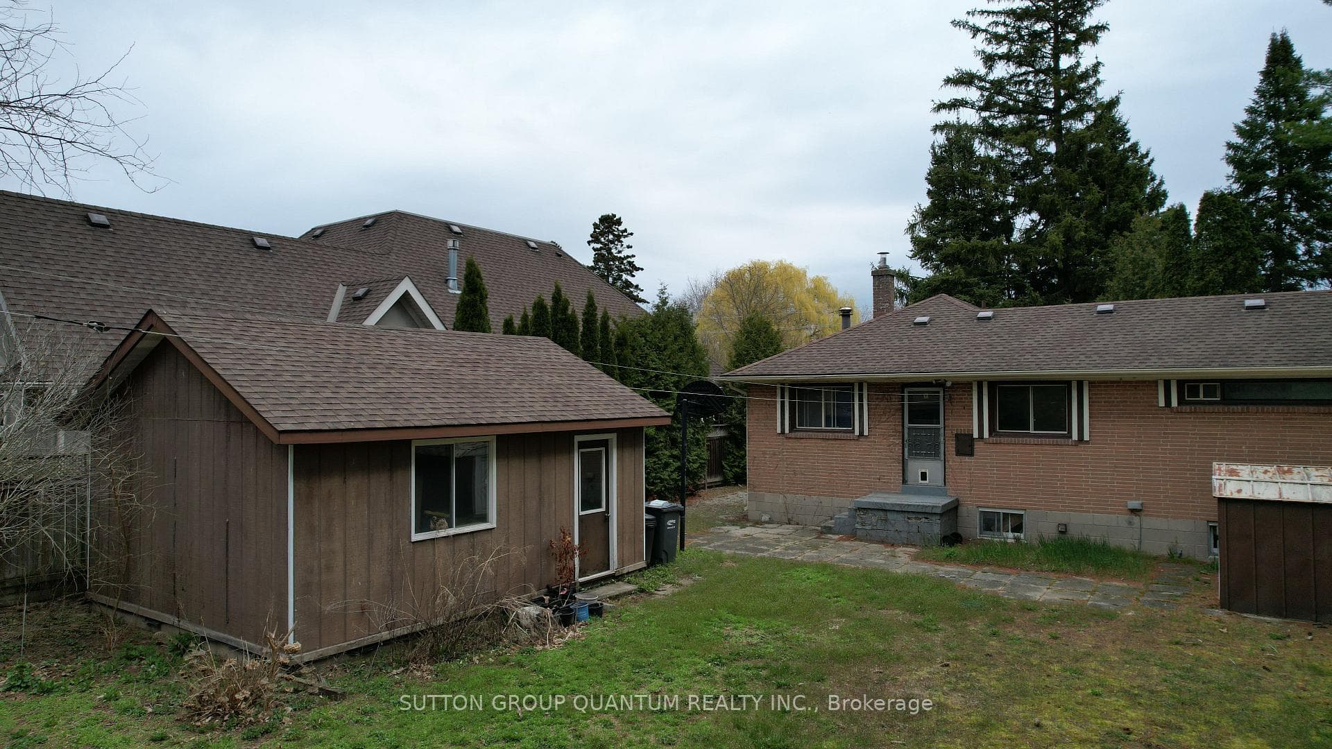 394 Maplehurst Avenue - Detached photo 5 of 18 in Oakville, Ontario