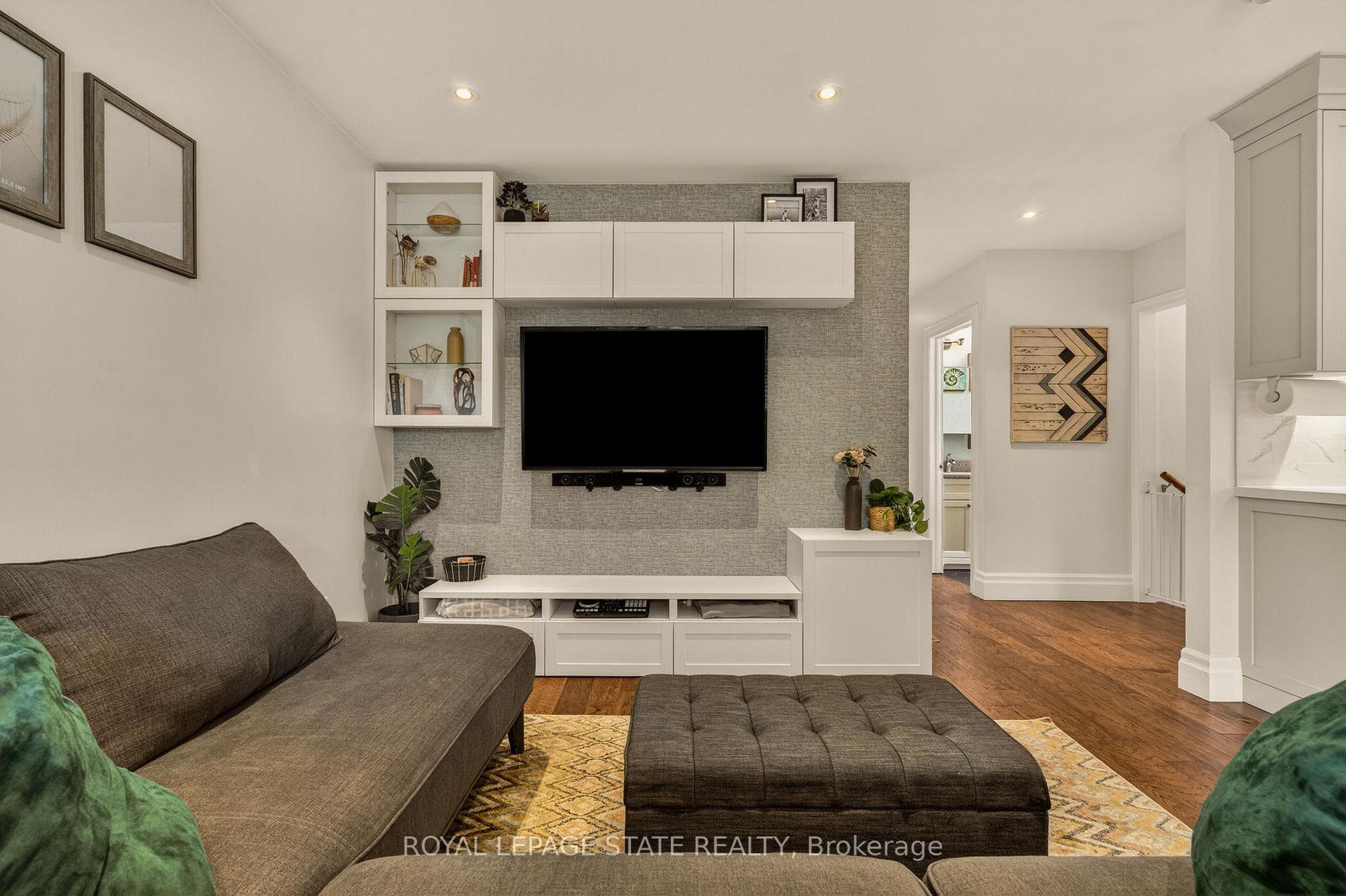 1396 Niels Avenue - Detached photo 19 of 50 in Burlington, Ontario