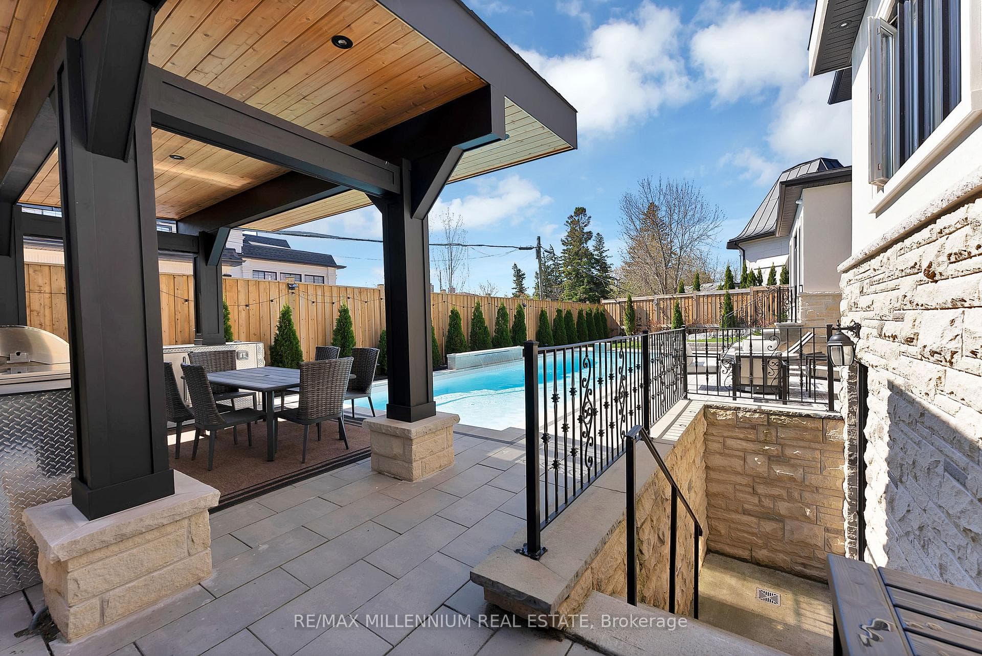 162 Oliver Place - Detached photo 44 of 50 in Oakville, Ontario