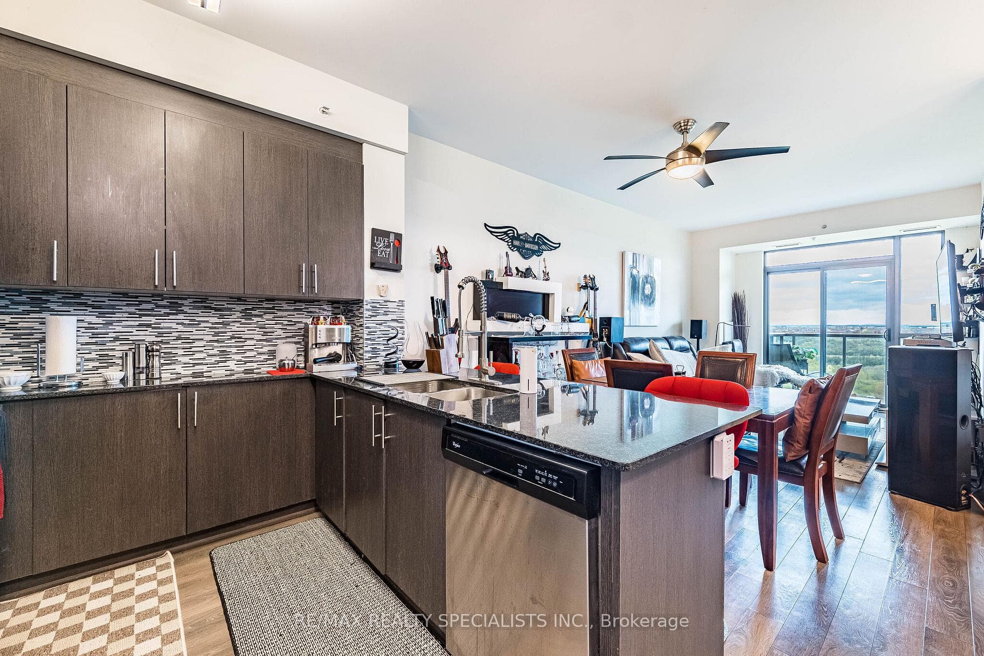 45 Yorkland Boulevard Unit 805 - Condo photo 14 of 50 in Brampton, Ontario