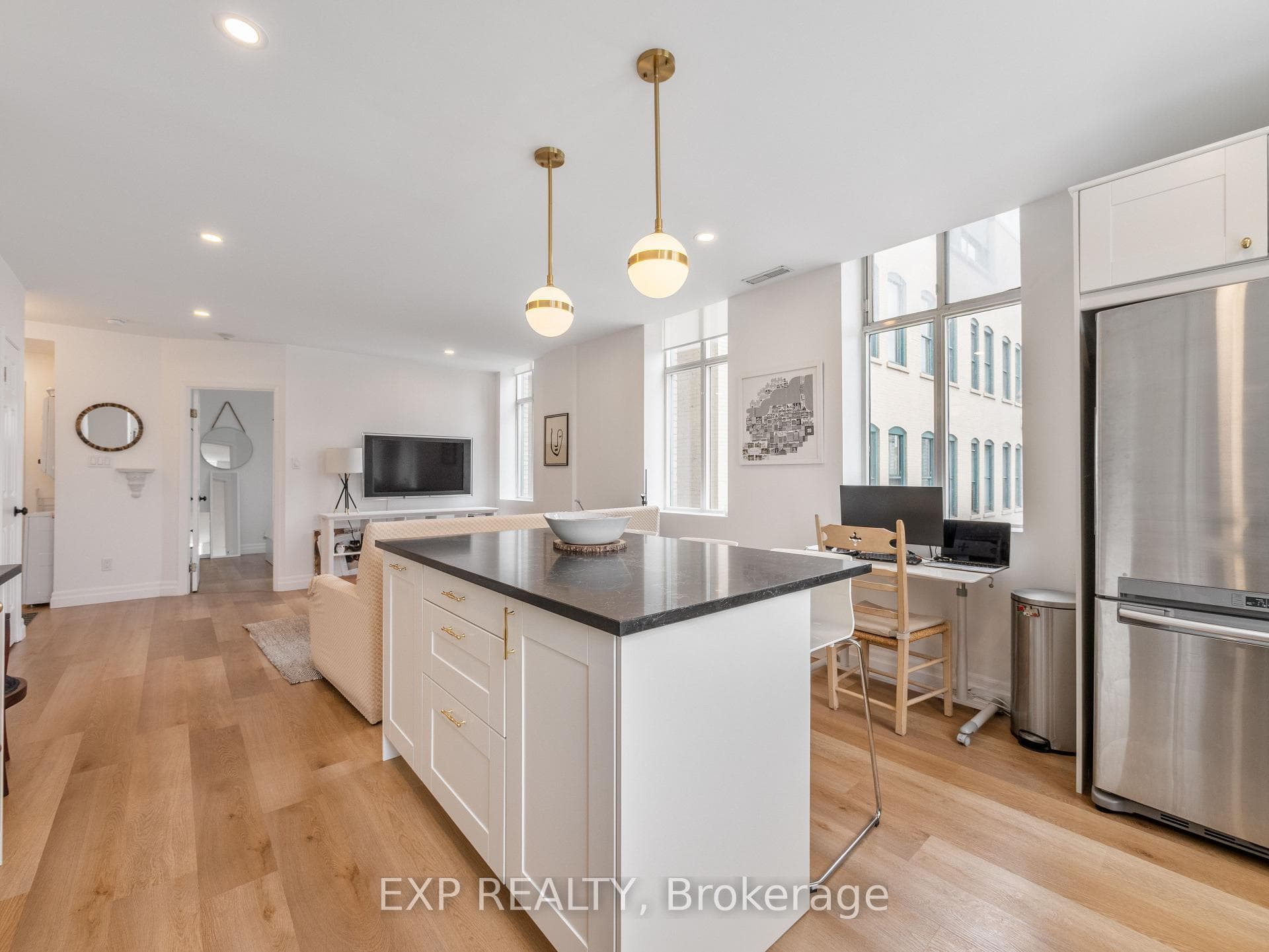 36 James Street Unit 805 - Condo photo 11 of 31 in Hamilton, Ontario