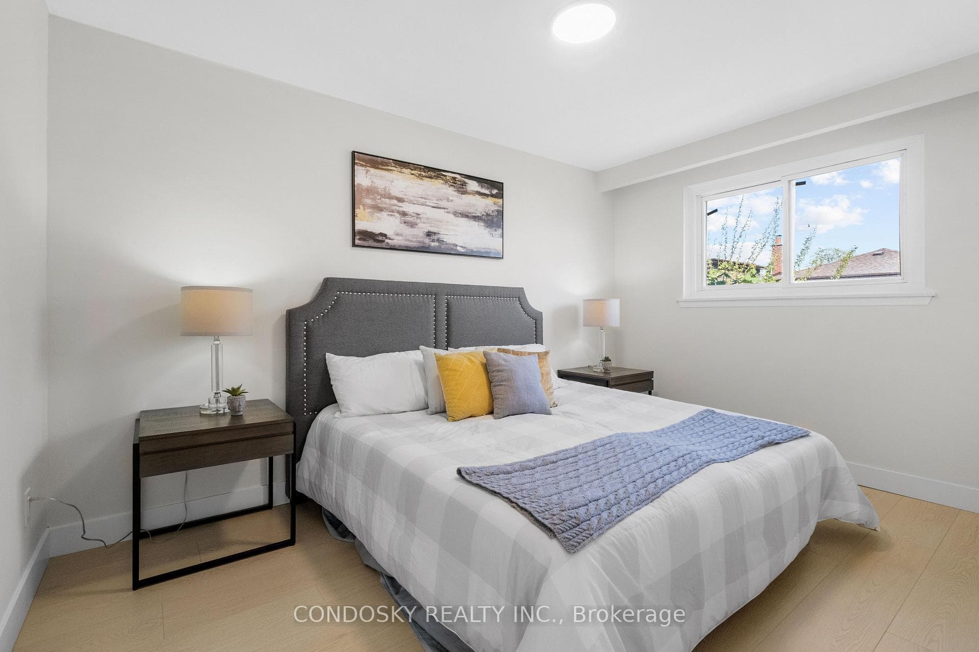 768 Annamore Road - Semi-Detached photo 16 of 44 in Mississauga, Ontario