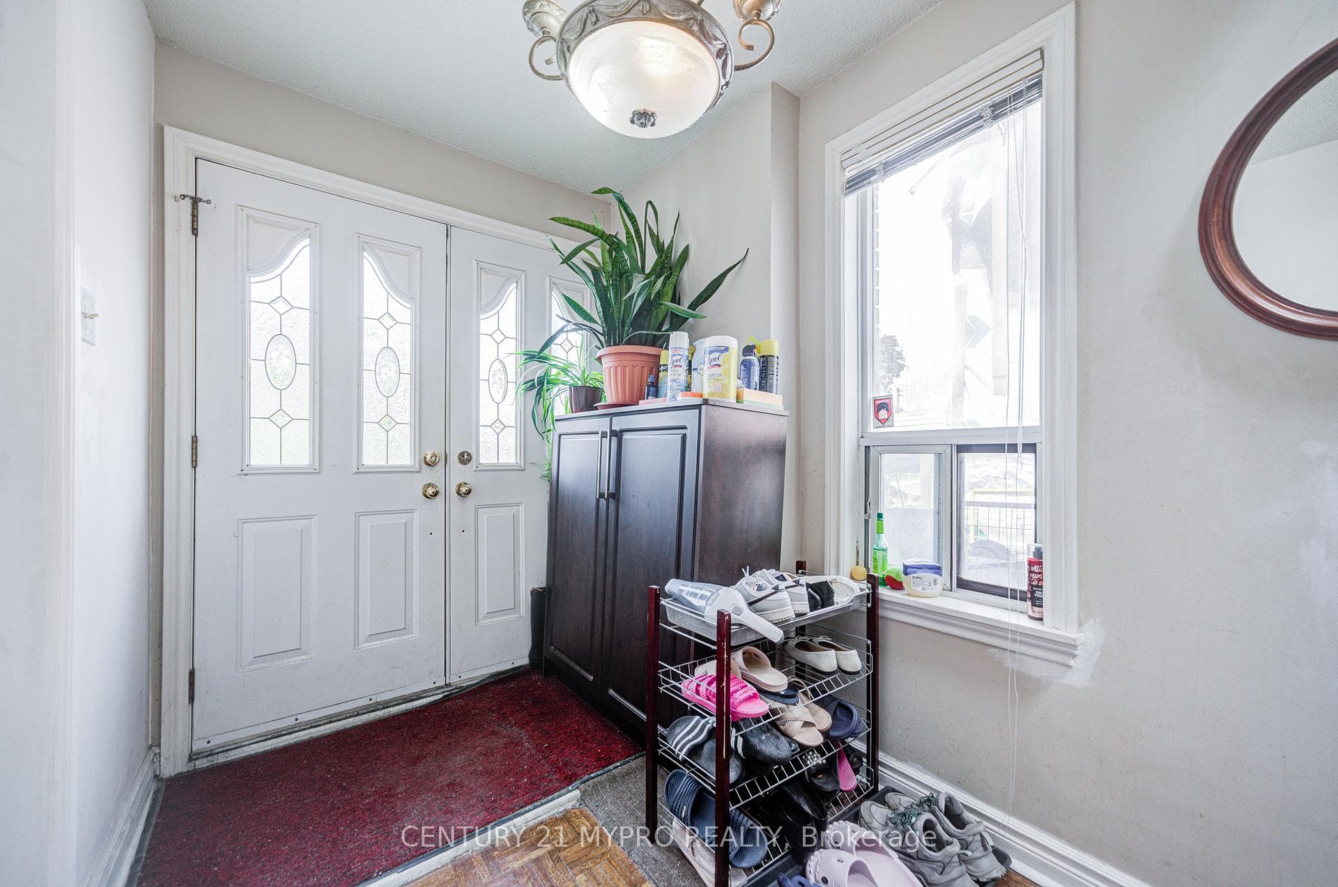 211 Bellwoods Avenue - Detached photo 2 of 50 in Downtown Toronto / Waterfront, Ontario
