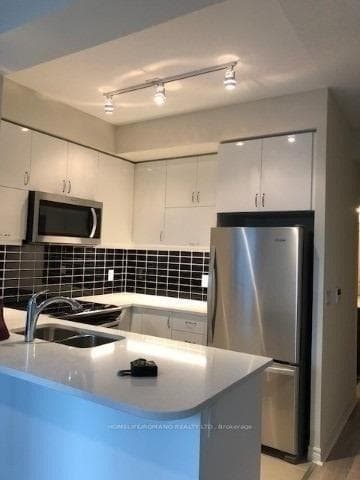 39 Annie Craig Drive Unit 605 - Condo photo 3 of 12 in Liberty Village / Parkdale / South Parkdale, Ontario