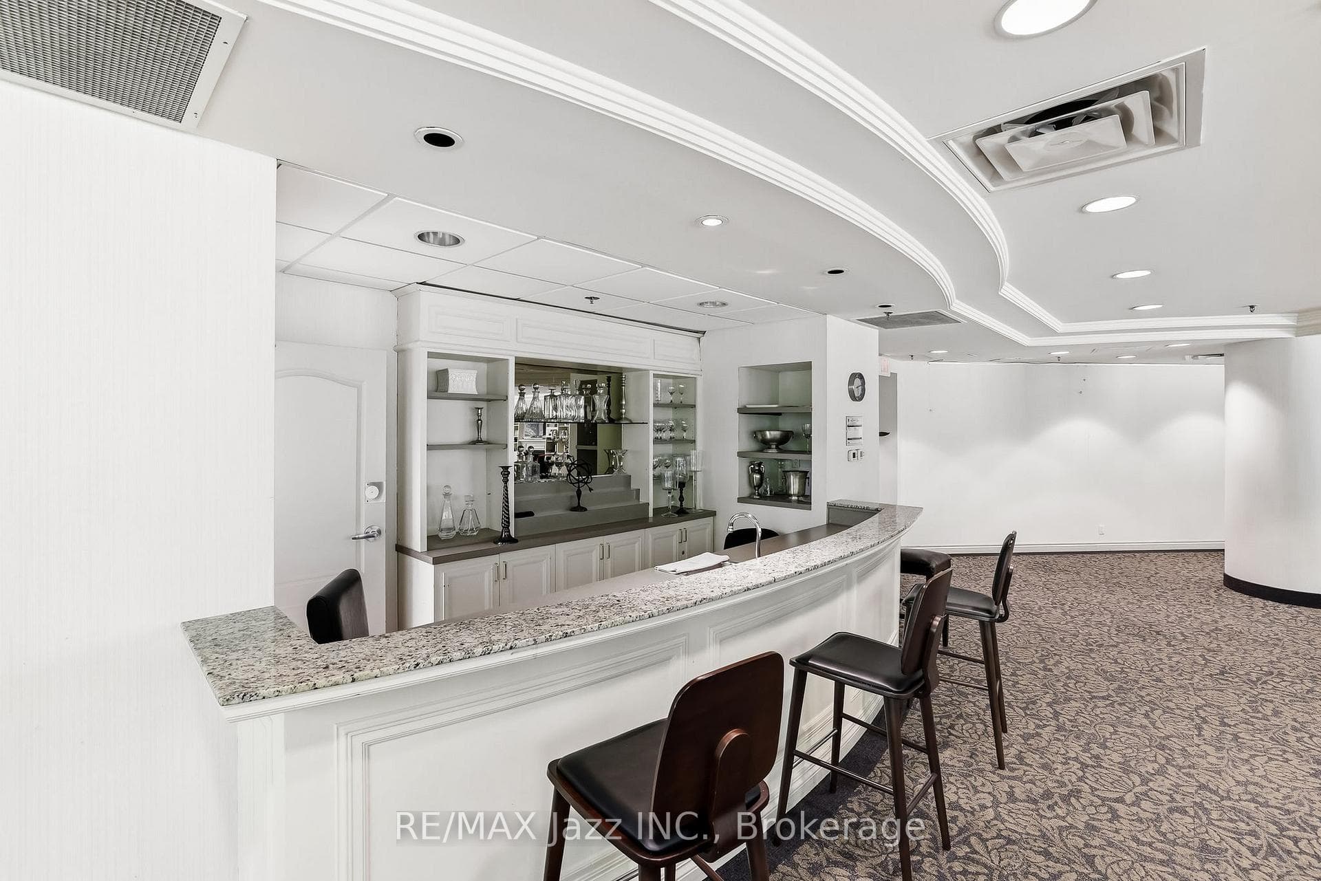 16 Dallimore Circle Unit 307 - Condo photo 41 of 50 in Don Mills / Parkwoods / Victoria Village, Ontario
