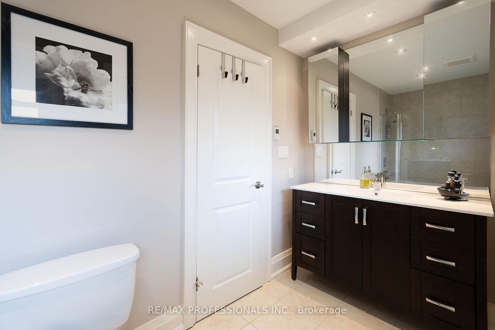 19 Boxwood Road - Detached photo 27 of 40 in Etobicoke (Islington / Rexdale), Ontario