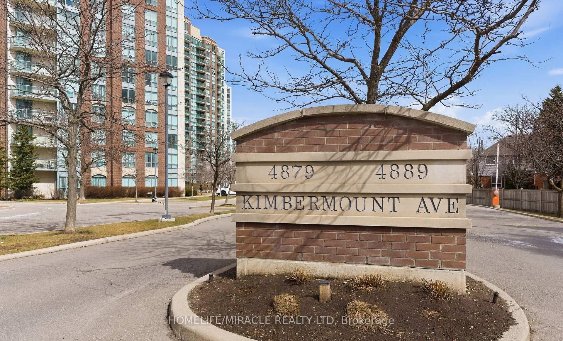 4889 Kimbermount Avenue Unit 203 - Condo for sale in Lisgar, Ontario