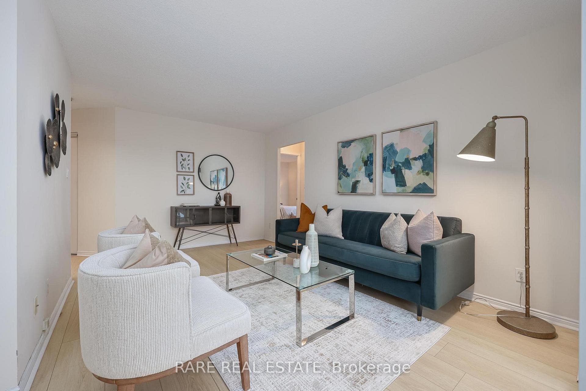 135 Hillcrest Avenue Unit 812 - Condo for sale in Lisgar, Ontario