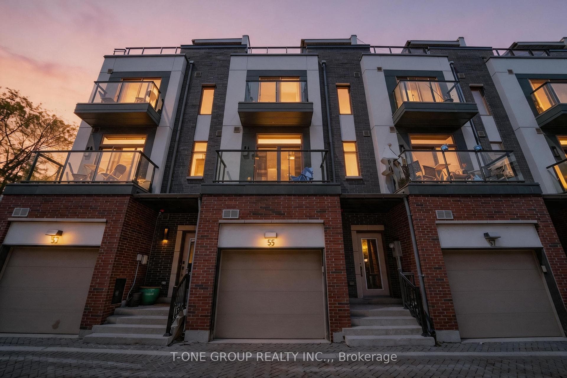 55 Sutton Avenue - home for sale in Regent Park / Cabbagetown / St. James Town, Ontario