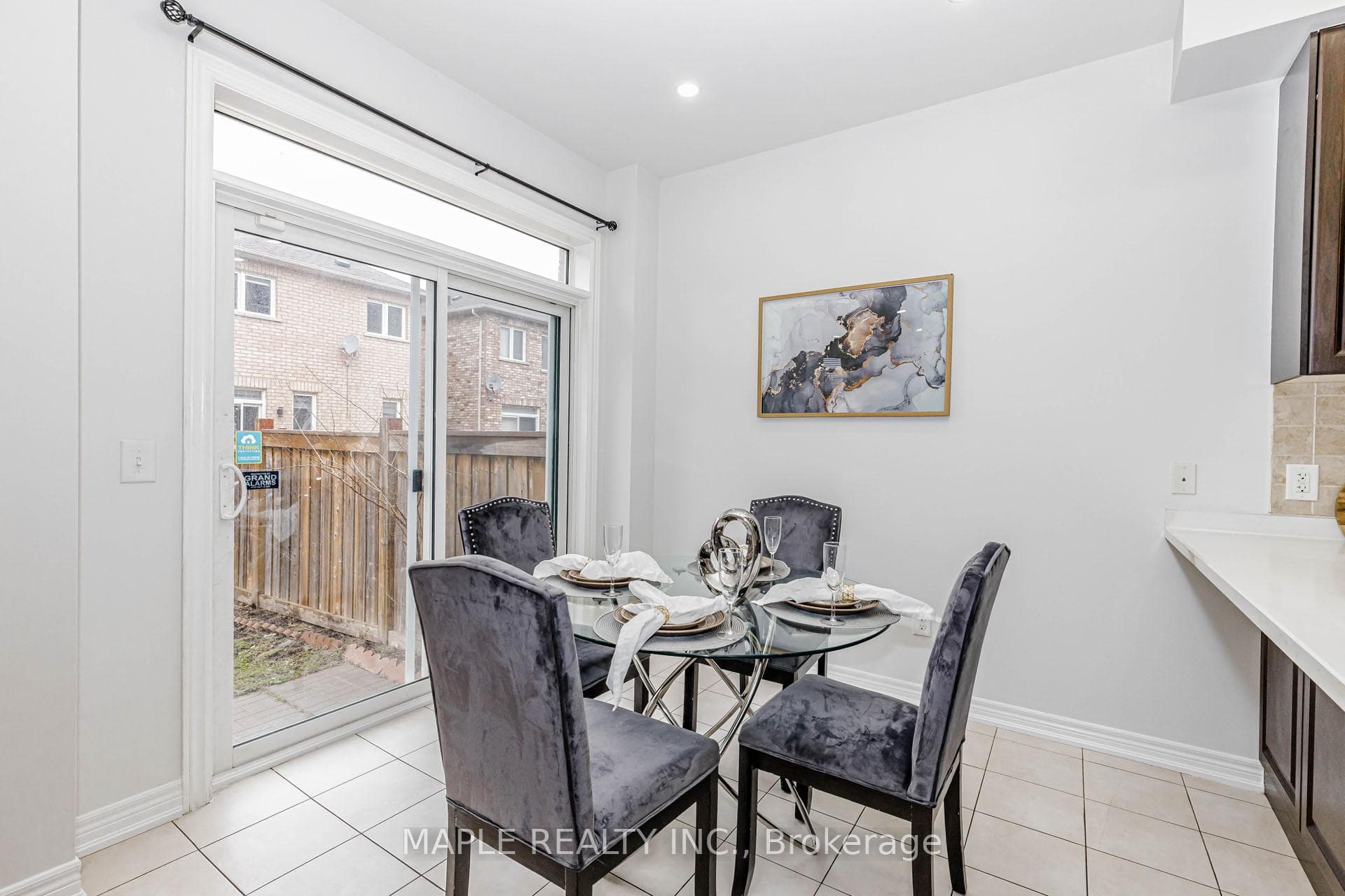 10 Eastlake Road - Semi-Detached photo 16 of 50 in Brampton, Ontario