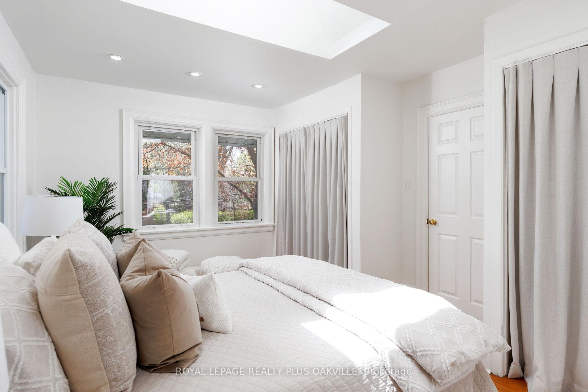 373 Rossmore Boulevard - Detached photo 25 of 50 in Burlington, Ontario